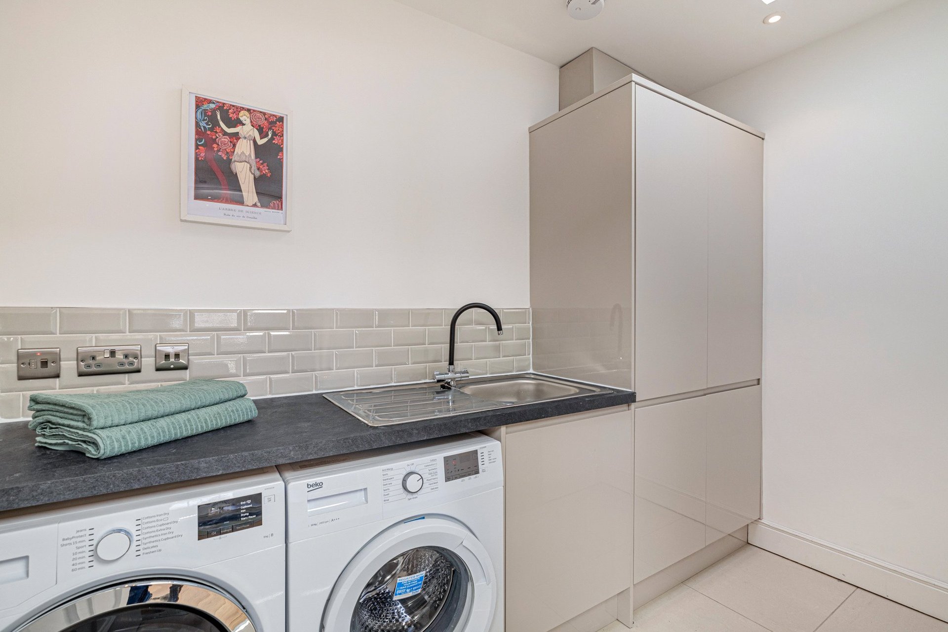 Top Floor, 2 Woodside Terrace, Park, Glasgow, G3 7UY - Picture #12