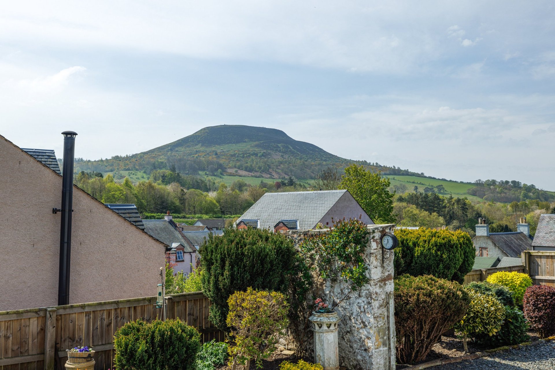 Barnethead, Lane, Newstead, Melrose, Scottish Borders, TD6 9DY - Picture #2
