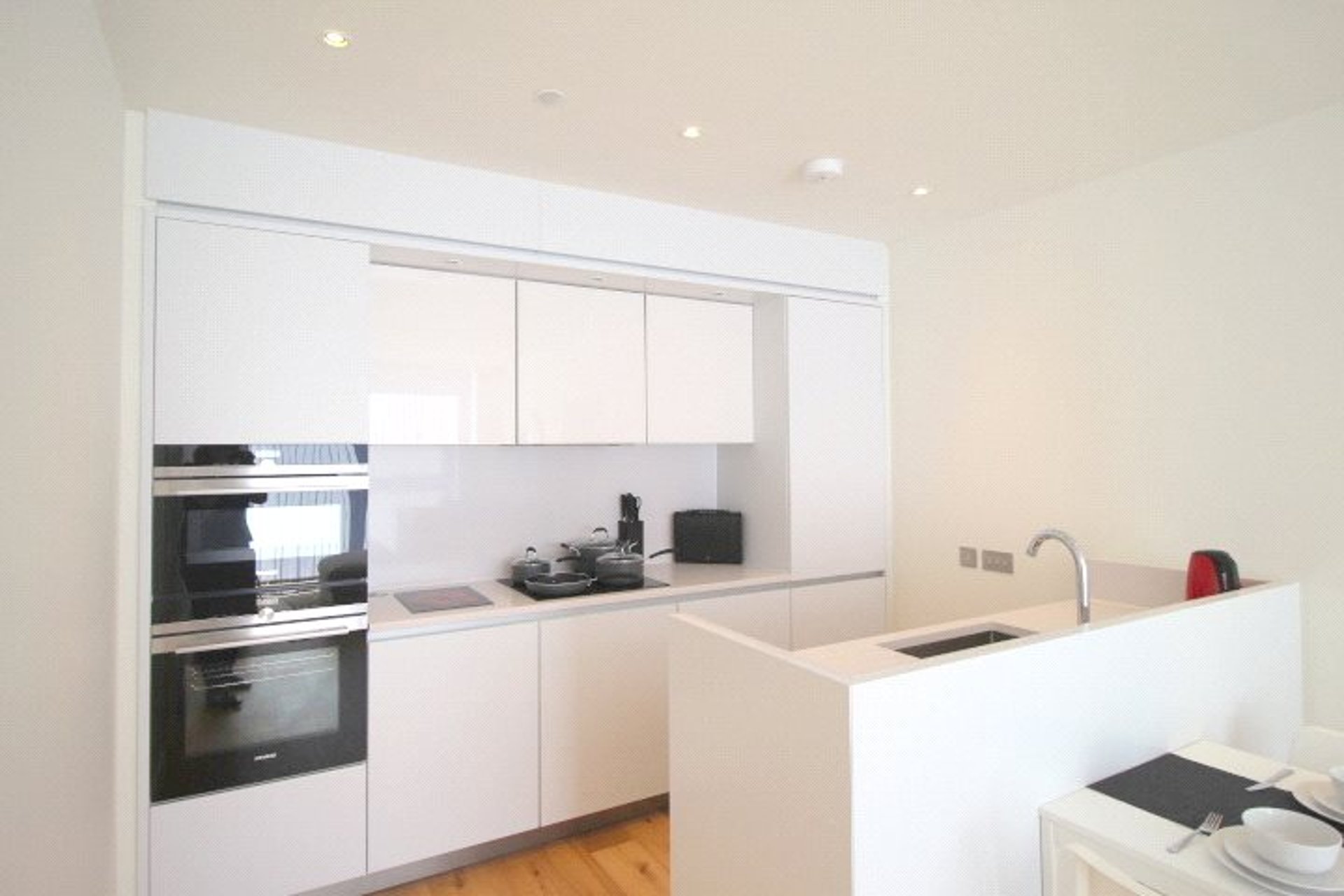 Flat 34, 4 Simpson Loan, Quartermile, Edinburgh, EH3 9GY - Picture #4
