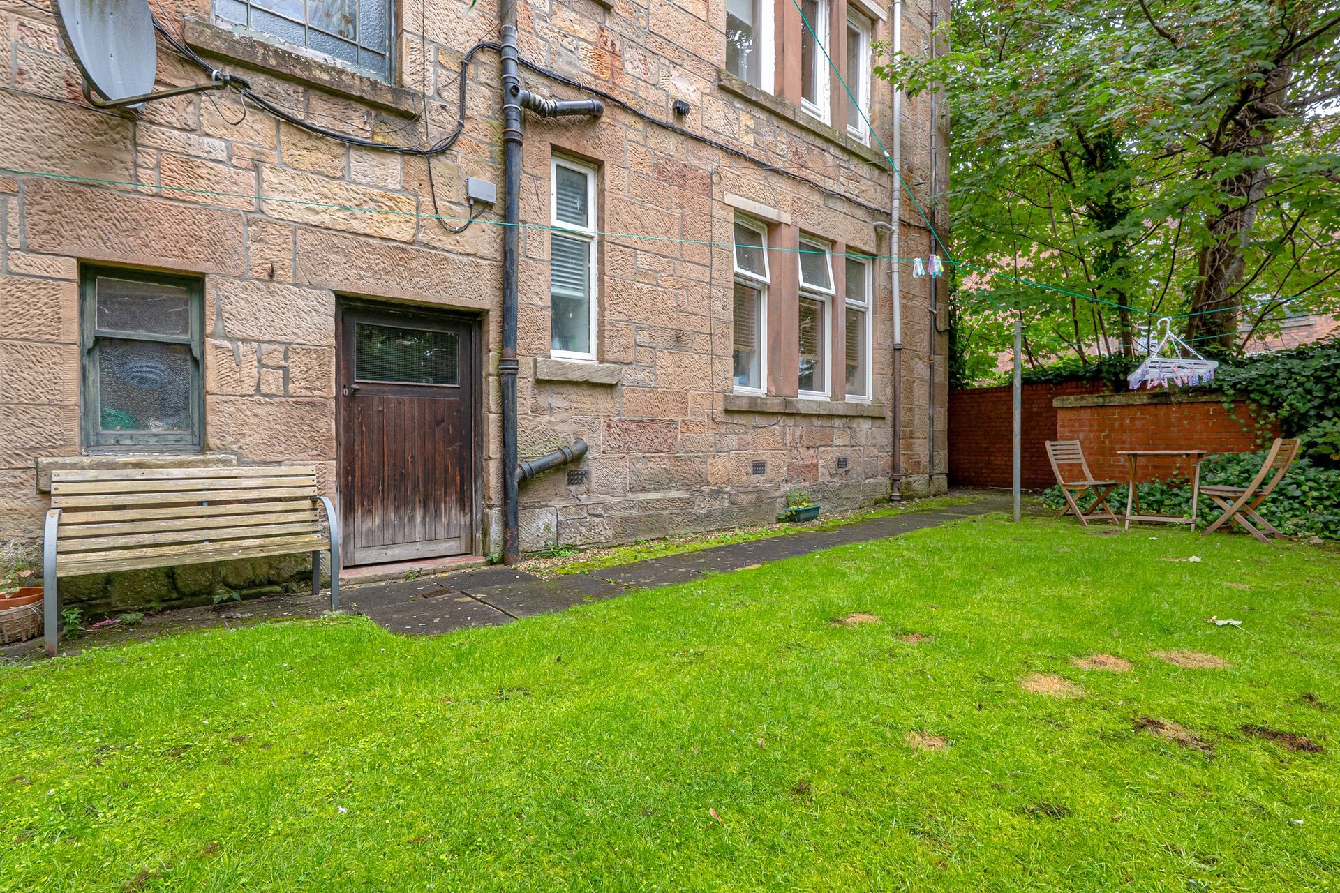 1/3, 240 Ledard Road, Battlefield, Glasgow, G42 9RQ - Picture #16