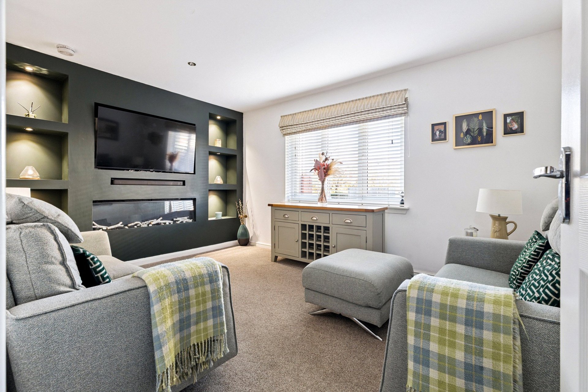 6 Clement Drive, Newton Mearns, Glasgow, G77 6WH - Picture #5