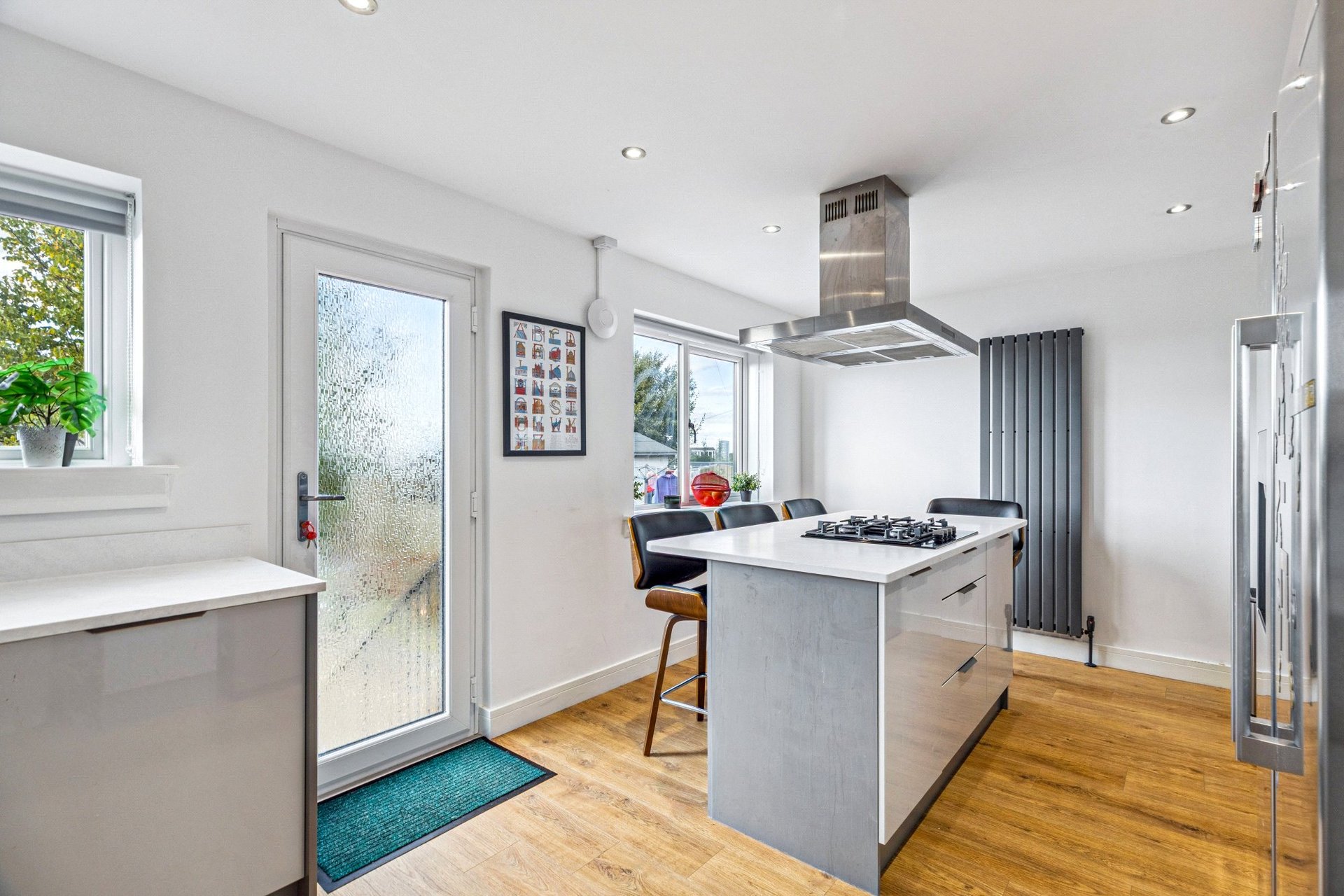 1 Crosslees Park, Thornliebank, Glasgow, East Renfrewshire, G46 7DX - Picture #11