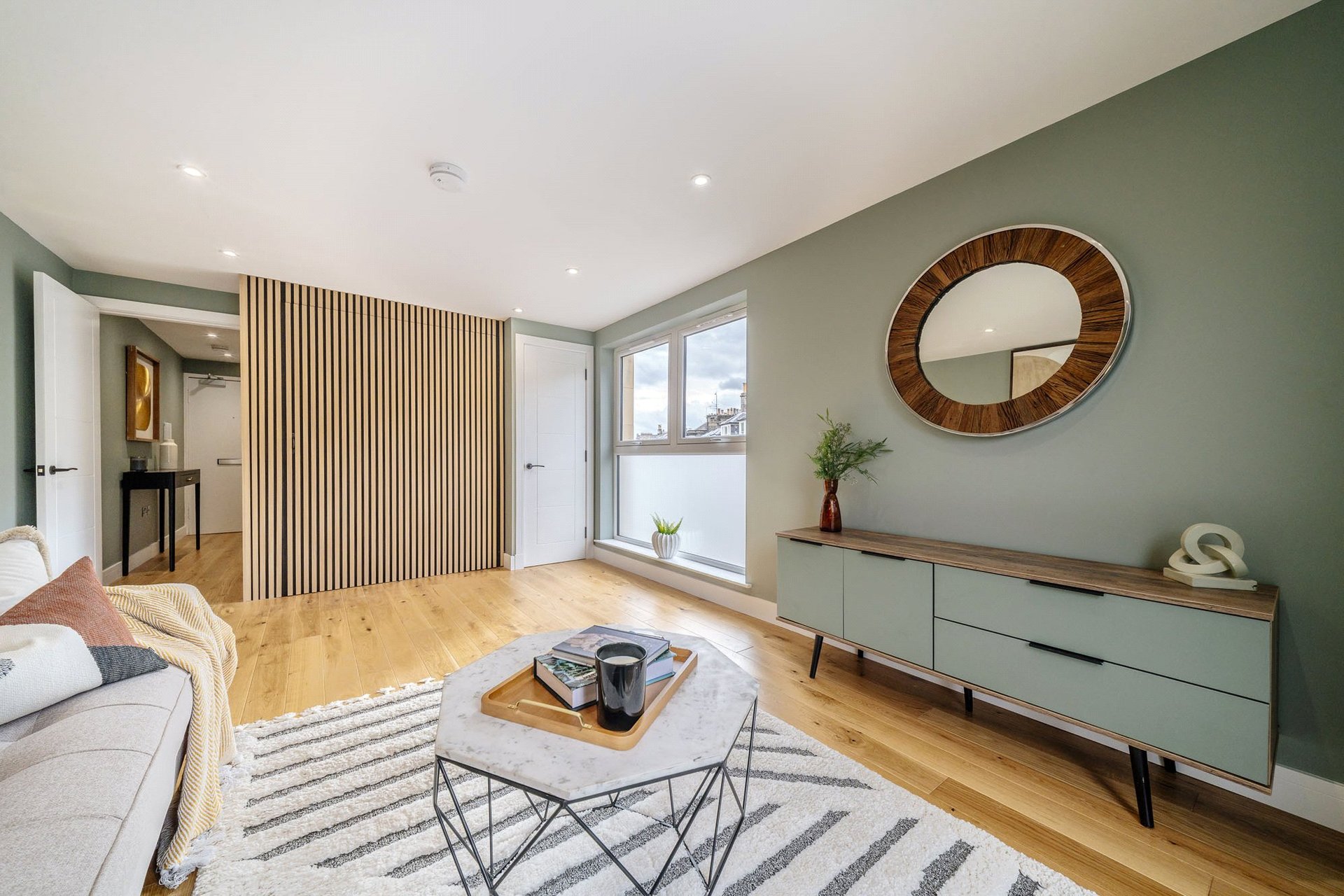 Flat F, 39 St. Bernards Crescent, Edinburgh, Midlothian, EH4 1NR - Picture #4