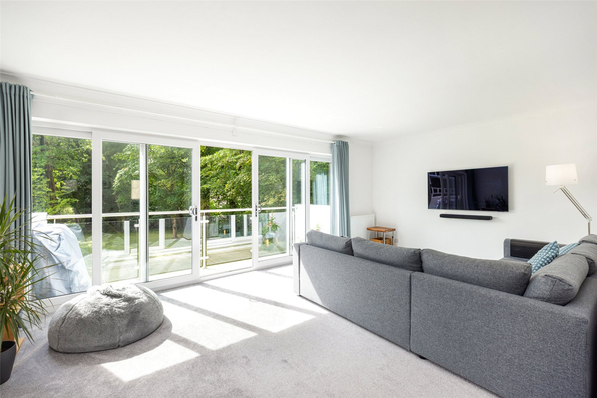9/5, Whistlefield Court, 2 Canniesburn Road, Bearsden, G61 1PX - Picture #3