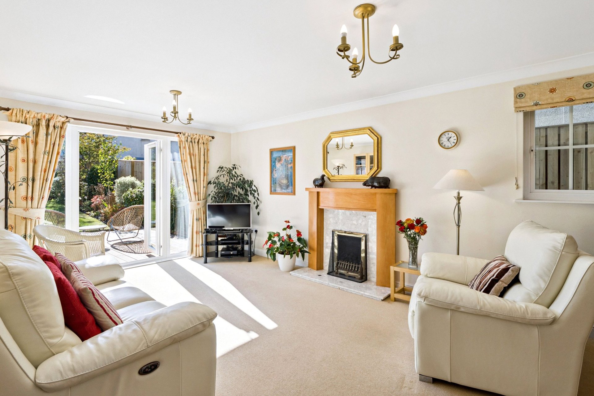 17 Cant Crescent, St. Andrews, Fife, KY16 8NF - Picture #2