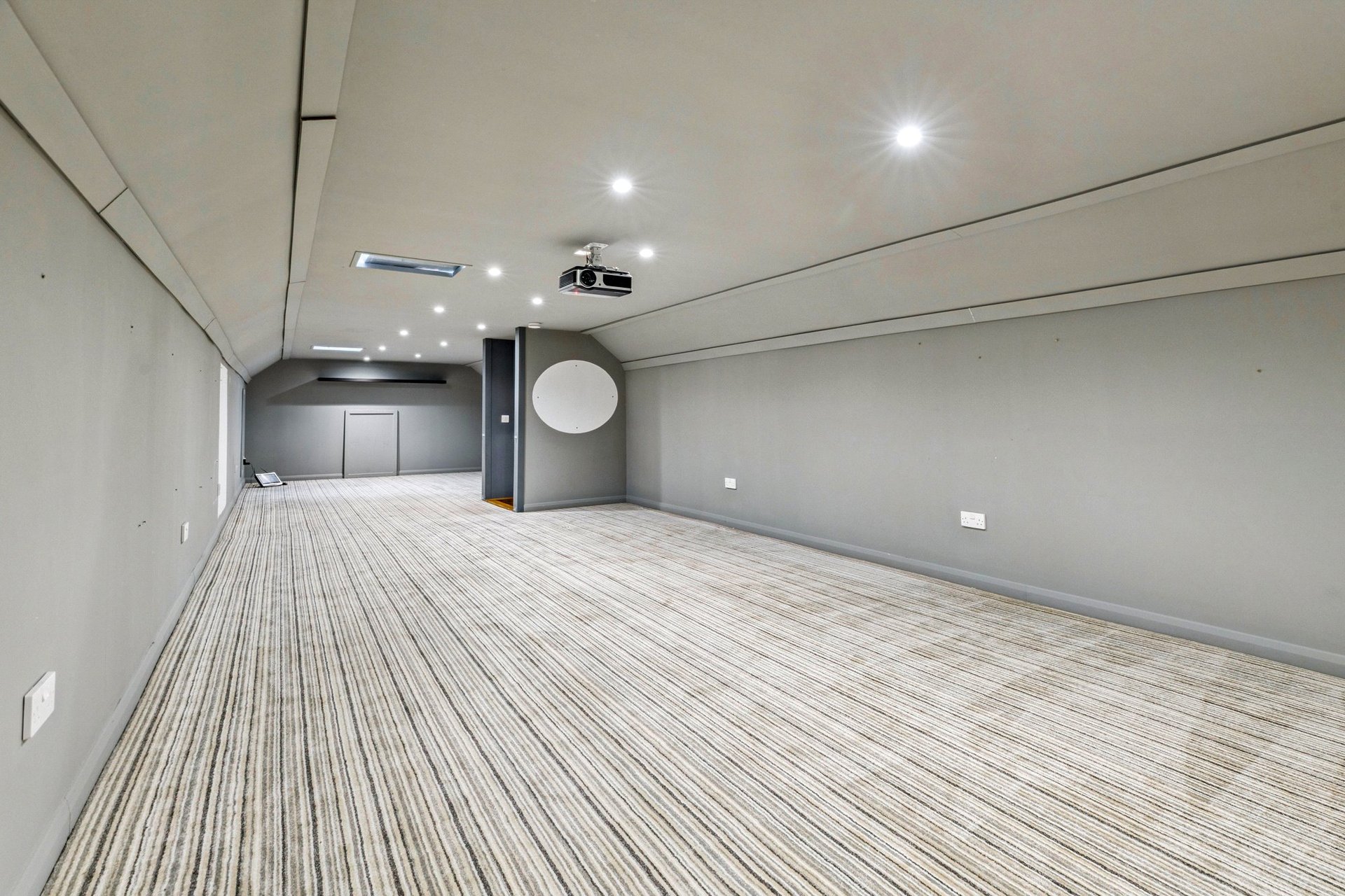 1 Lynn Drive, Milngavie, G62 8HL - Picture #30