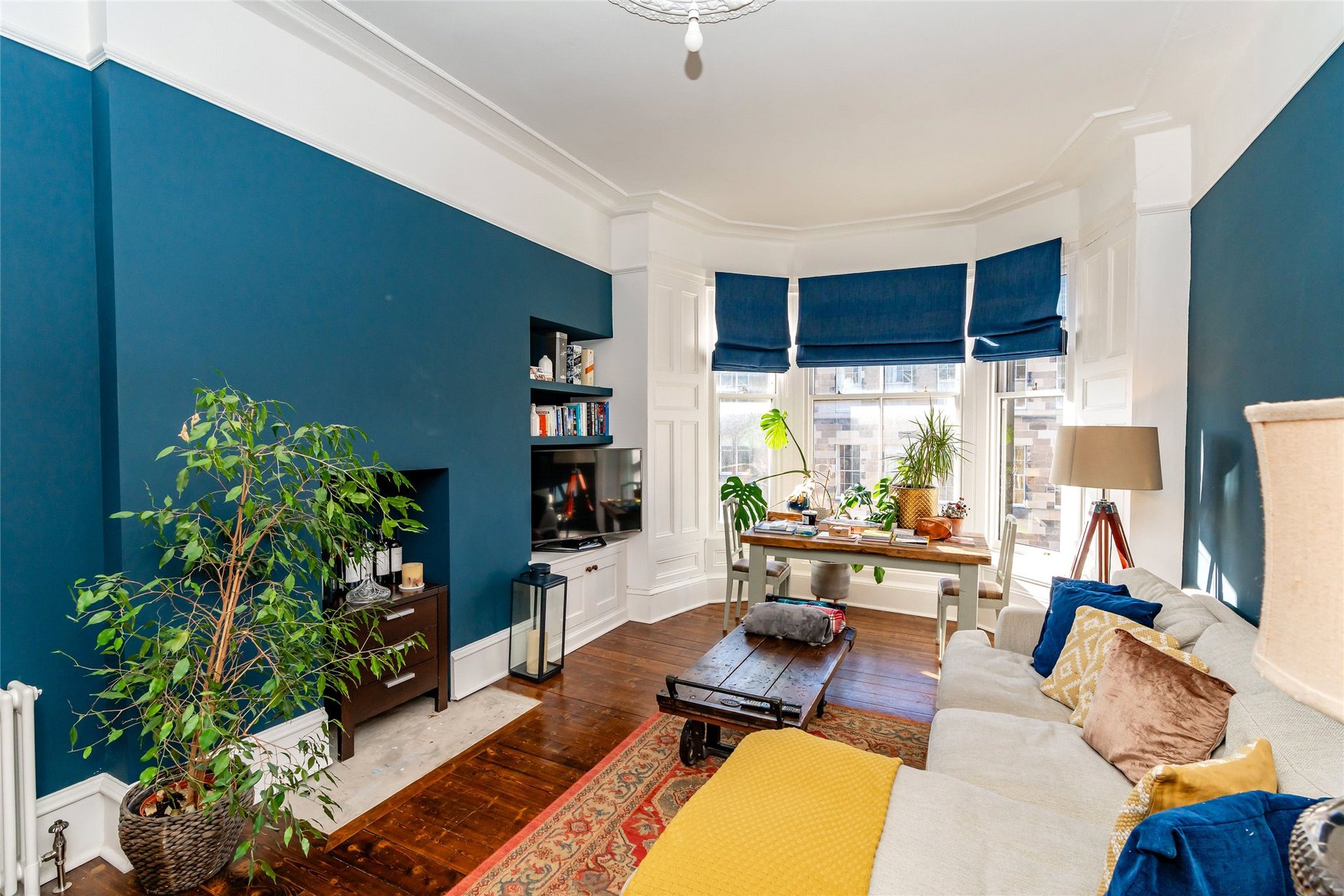 Flat 4 (2f2), 37 Montgomery Street, Edinburgh, EH7 5JX - Picture #2