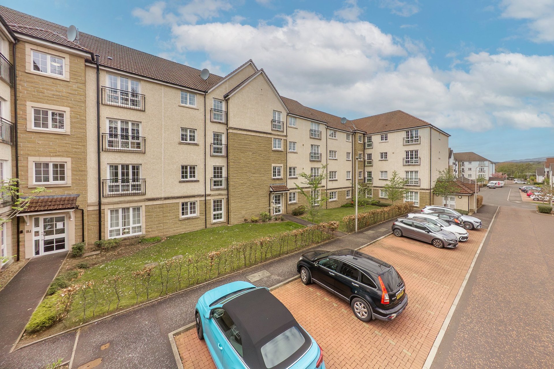 2/2, 3 Alexander Grove, Bearsden, G61 3EE - Picture #2