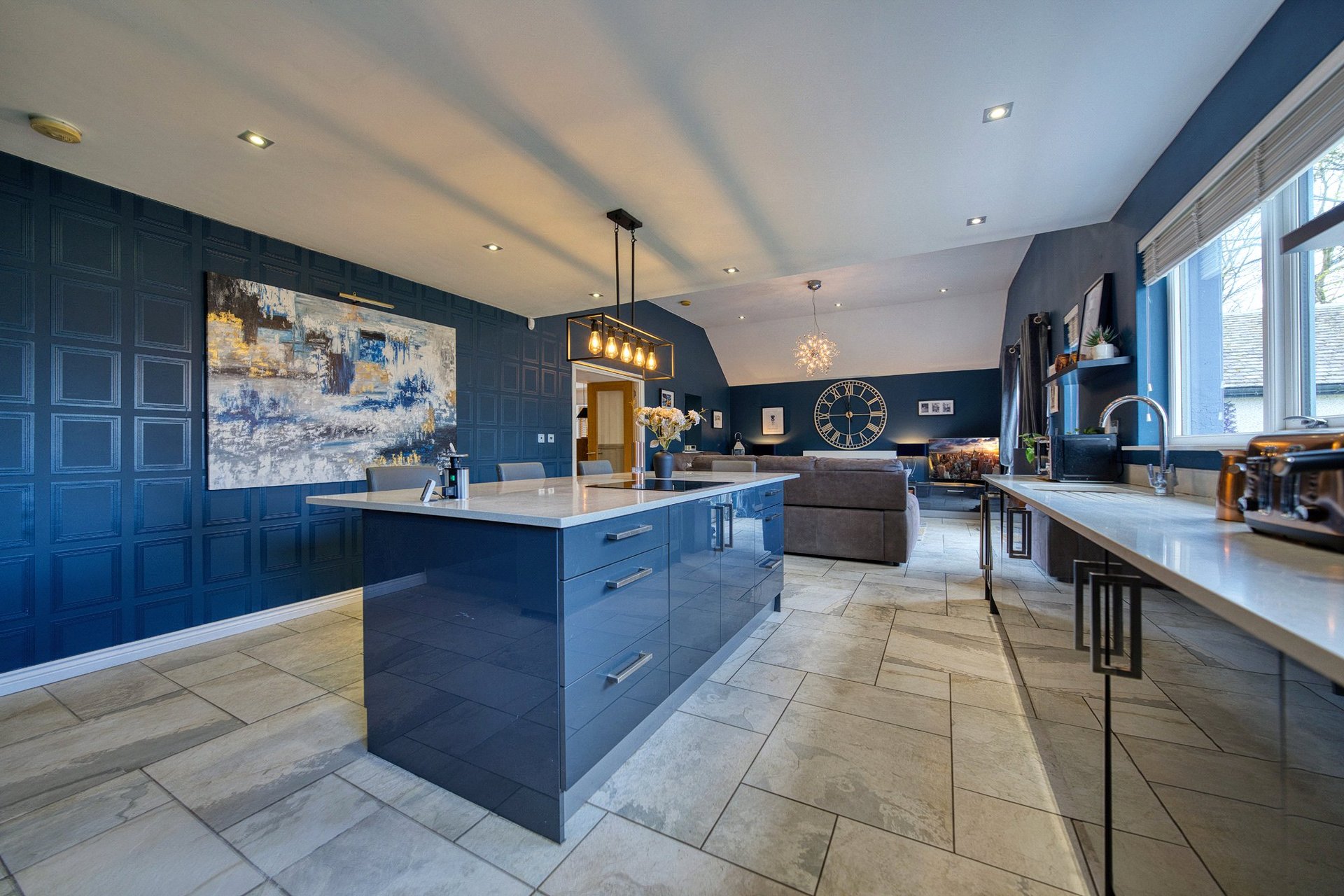 8 Dun Park, Kirkintilloch, East Dunbartonshire, G66 2DU - Picture #16