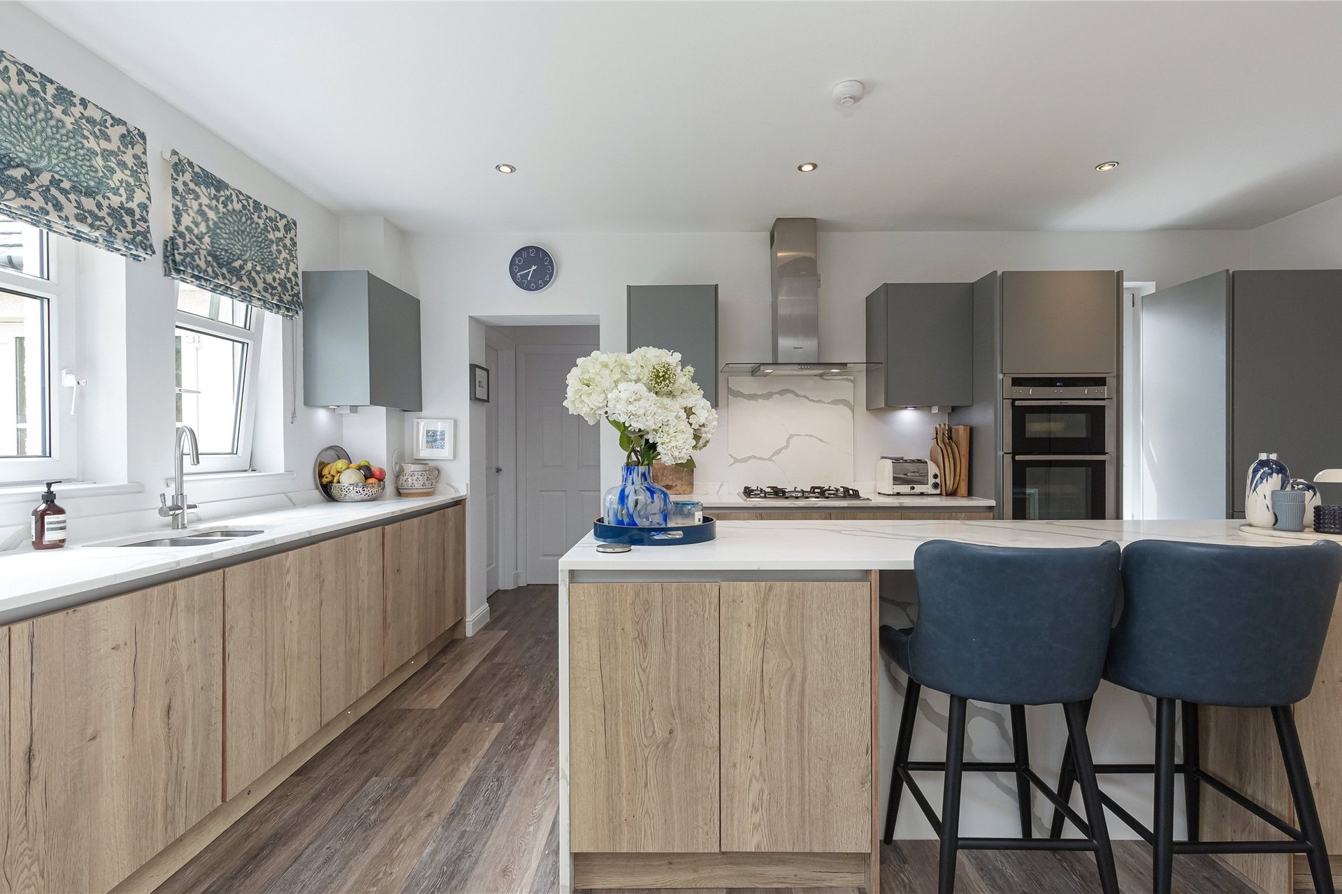 18 Brighouse Park Drive, Edinburgh, EH4 6QG - Picture #6