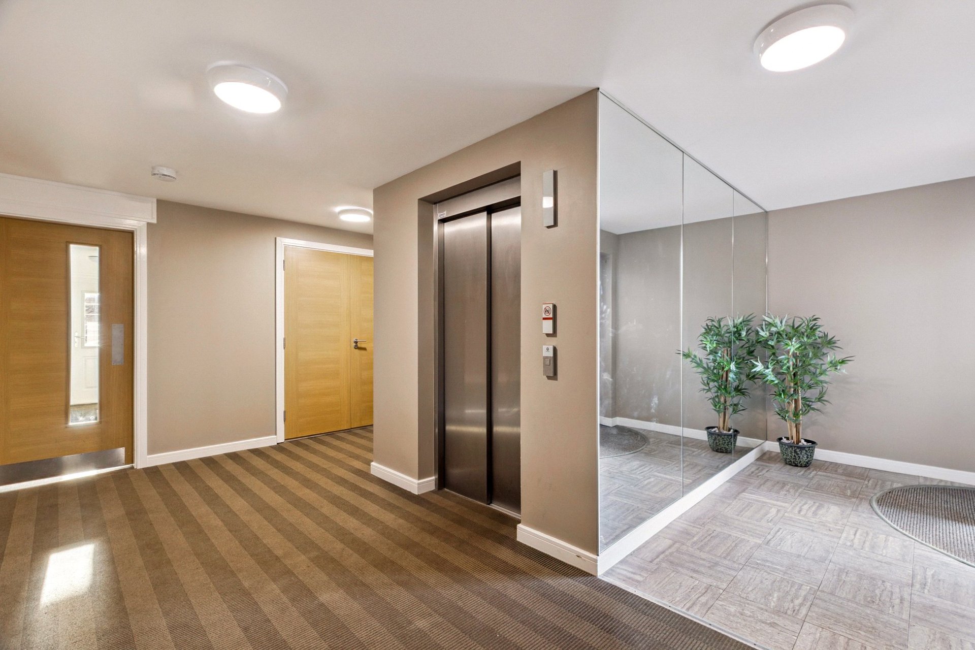 1/3, 2 Aldton Court, Newton Mearns, Glasgow, G77 5UU - Picture #3