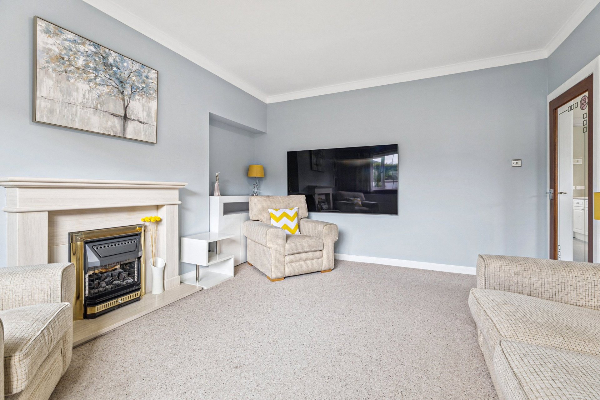 52 Woodlands Crescent, Thornliebank, Glasgow, East Renfrewshire, G46 7SR - Picture #6