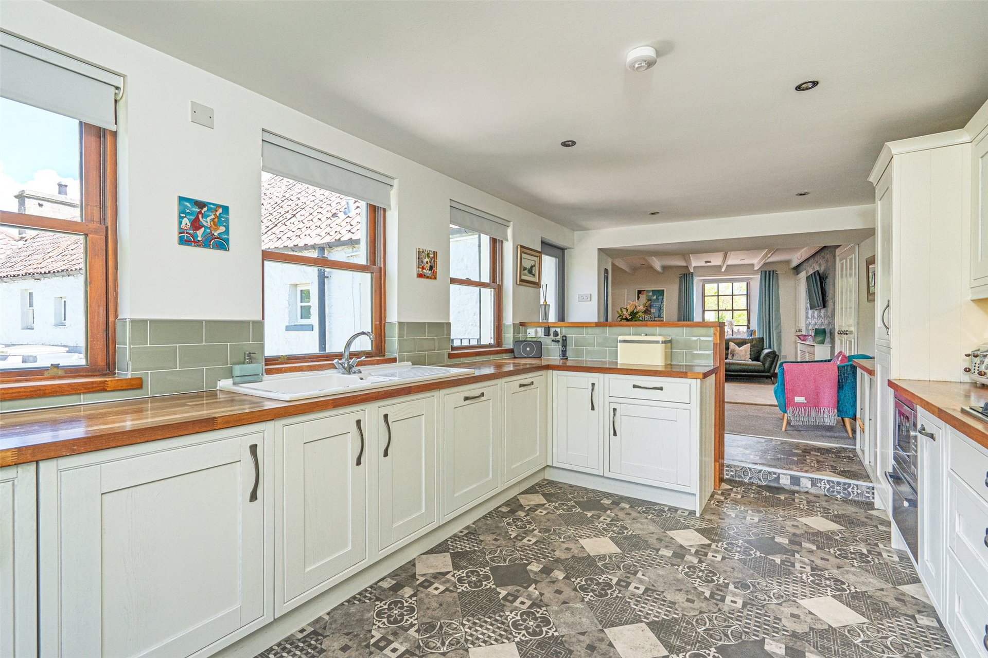 Kingarroch Cottage and Smiddy, Main Street, Craigrothie, Fife, KY15 5QA - Picture #8