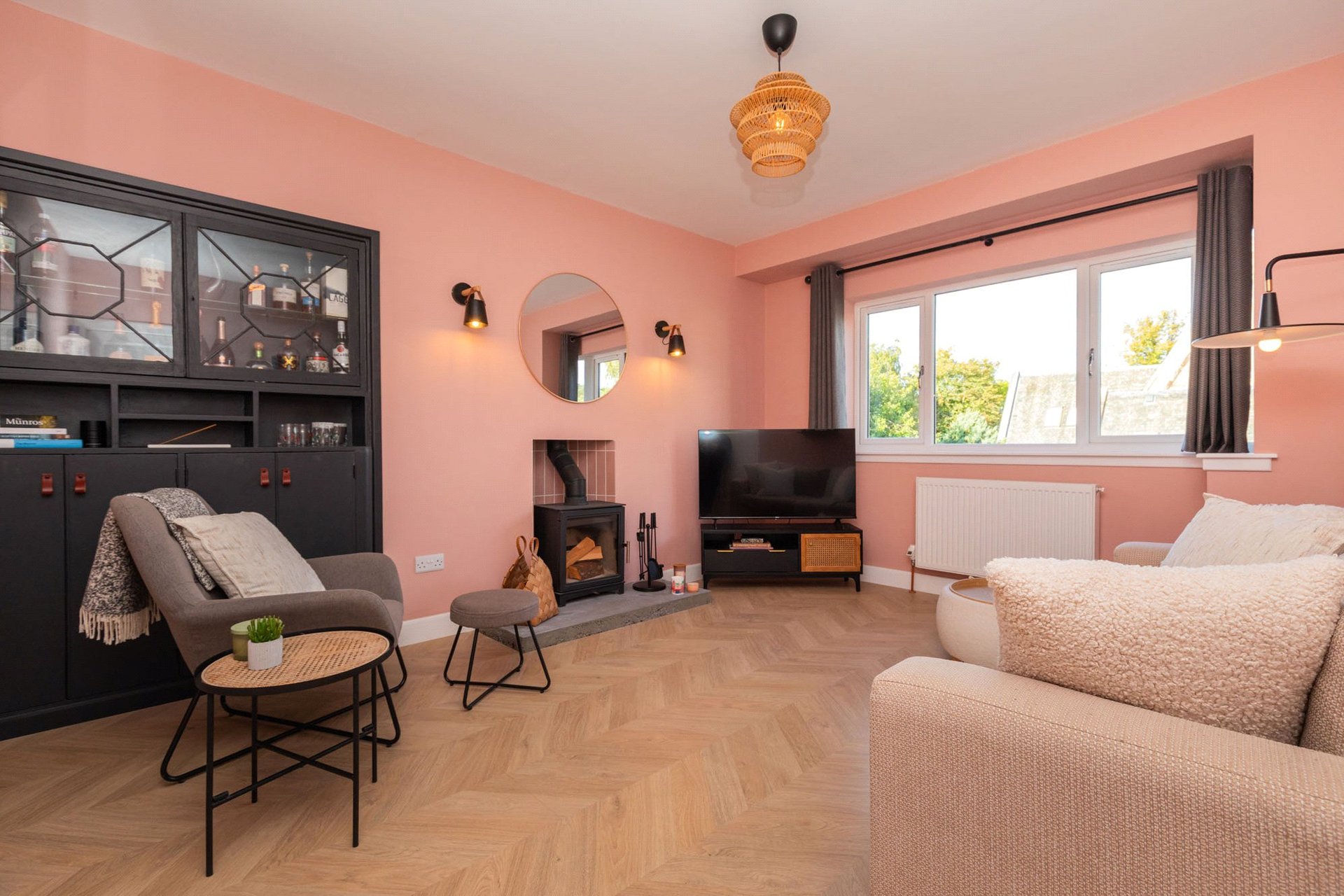 14 Woodlands Crescent, Thornliebank, Glasgow, G46 7SR - Picture #4