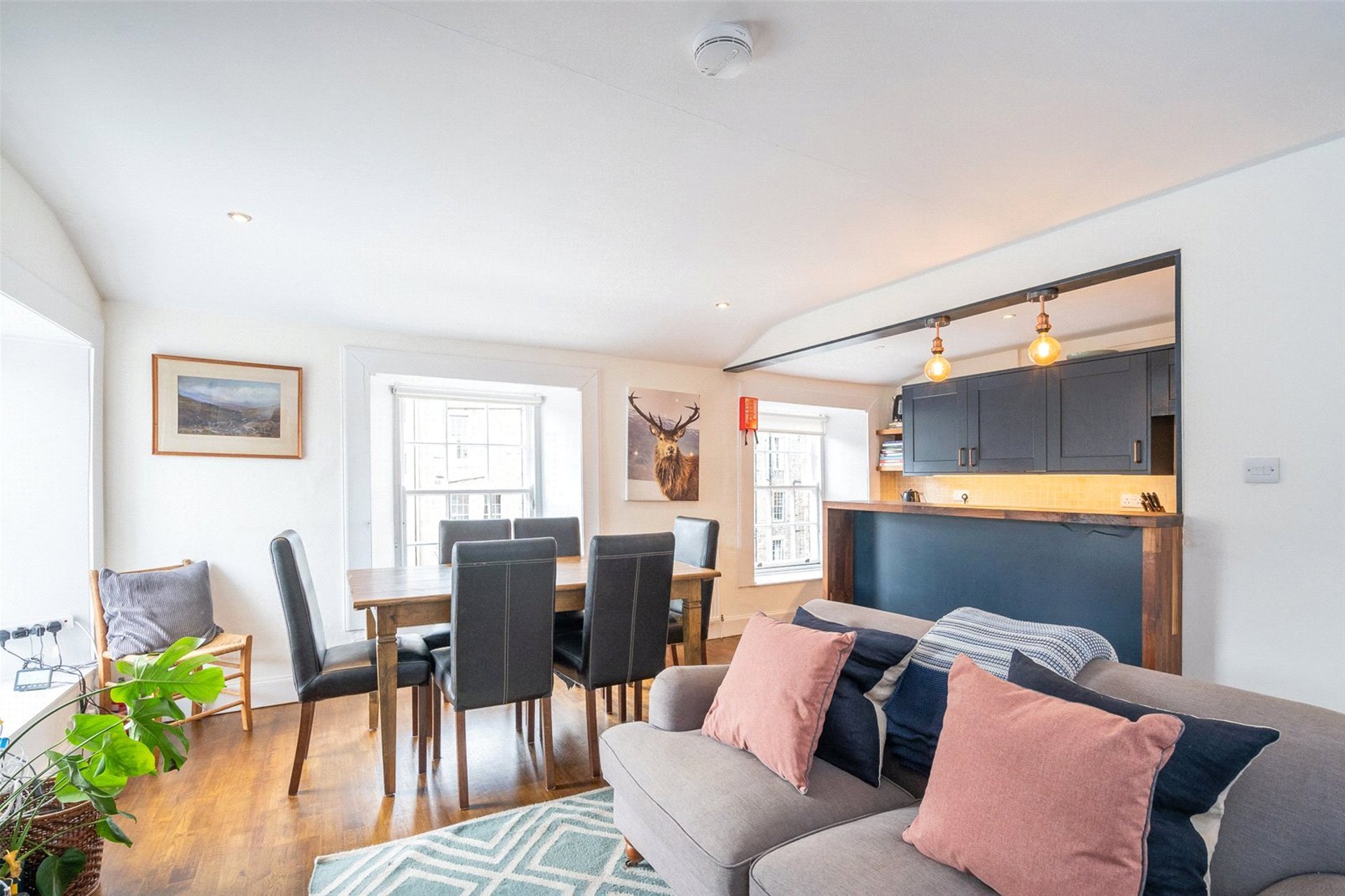 Flat 8, 2 Northumberland Place, Edinburgh, EH3 6LQ - Picture #2