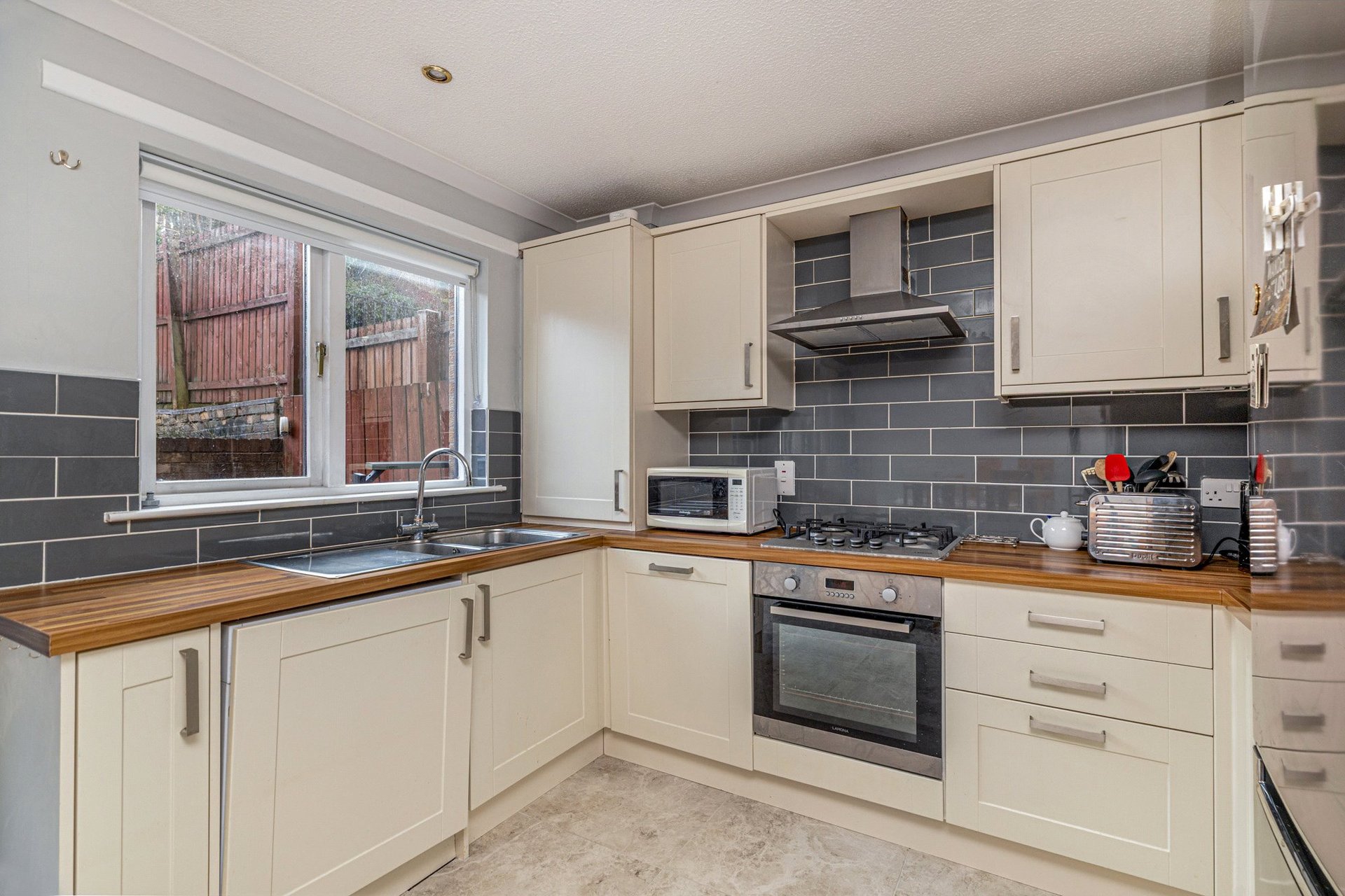 44 Burncrooks Avenue, Bearsden, G61 4NL - Picture #10