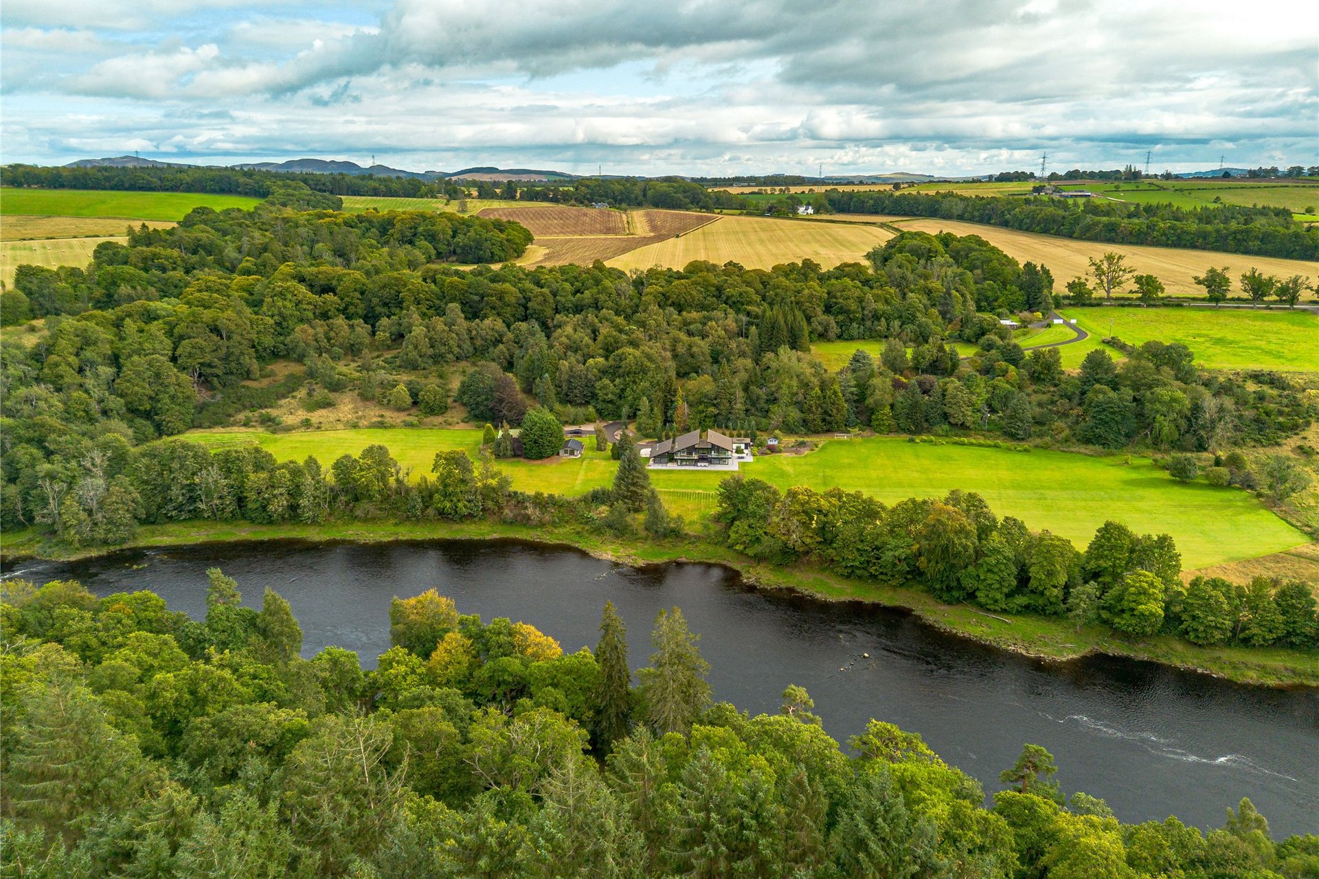 Broadgreen, Cargill, Perth, Perth and Kinross, PH2 6DS - Picture #26