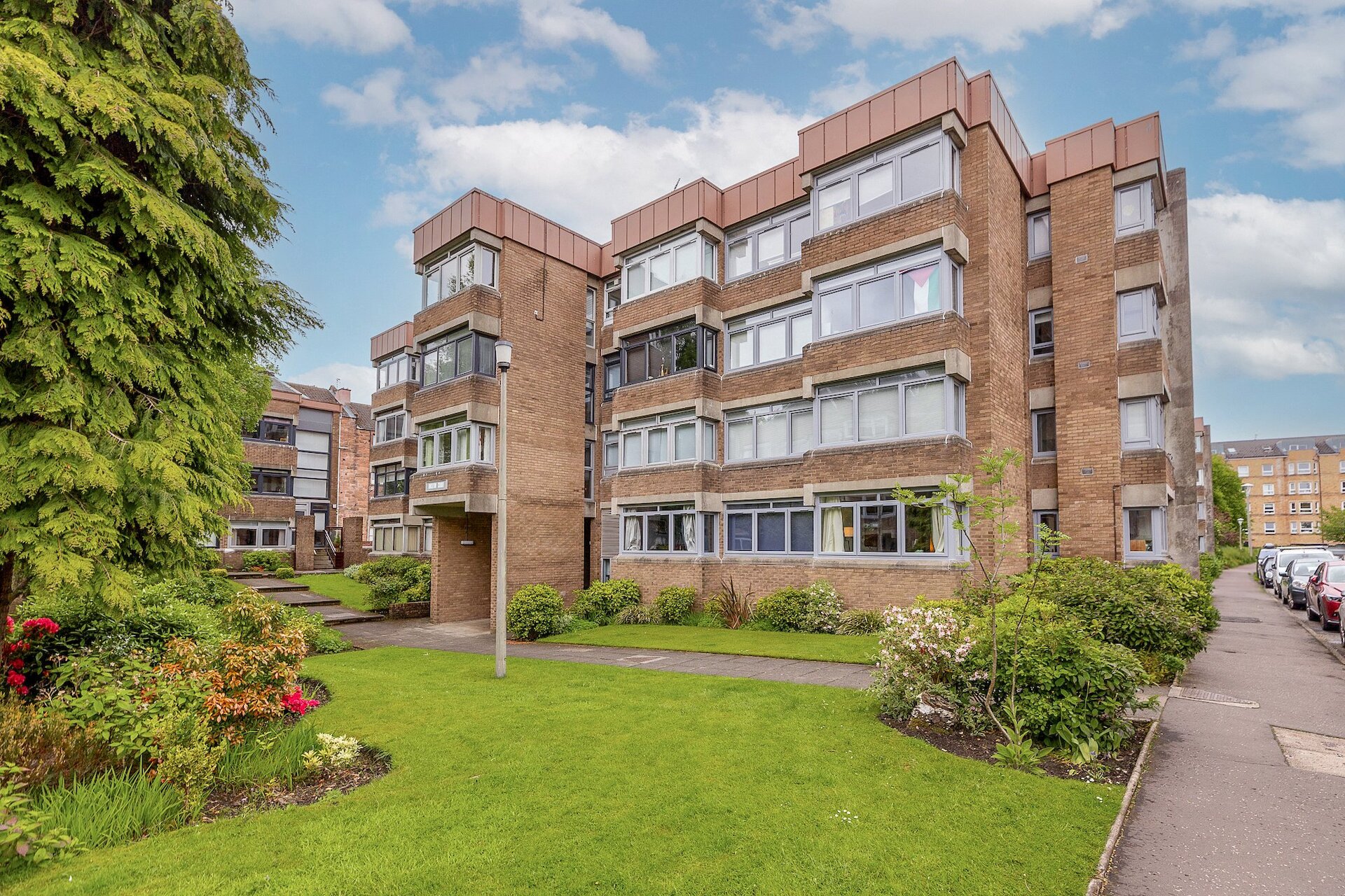 Flat 26, Onslow Court, 16 Lethington Avenue, Shawlands, Glasgow, G41 3HB - Picture #1