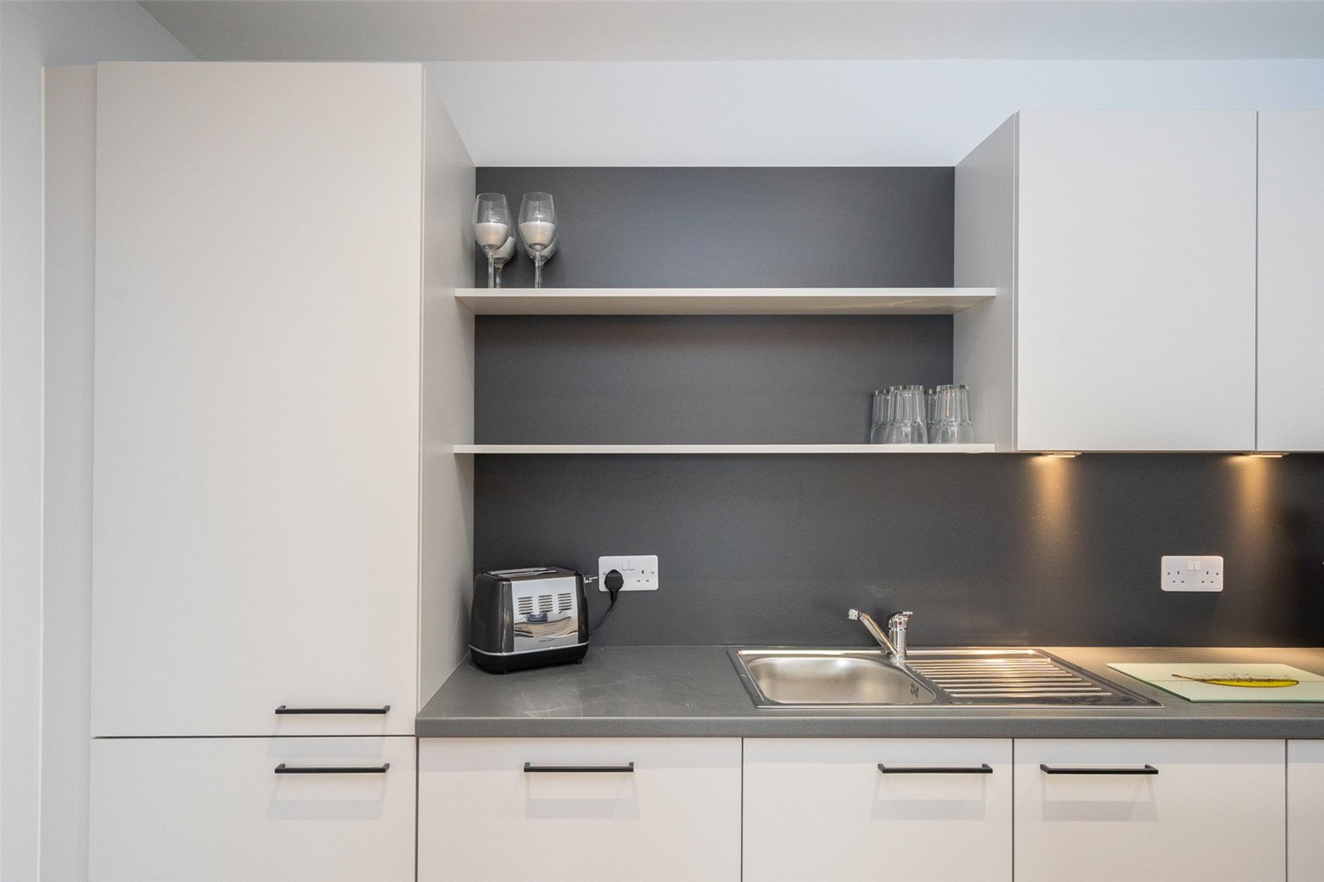 Flat 12, 19 Pillans Place, Edinburgh, EH6 7FJ - Picture #13