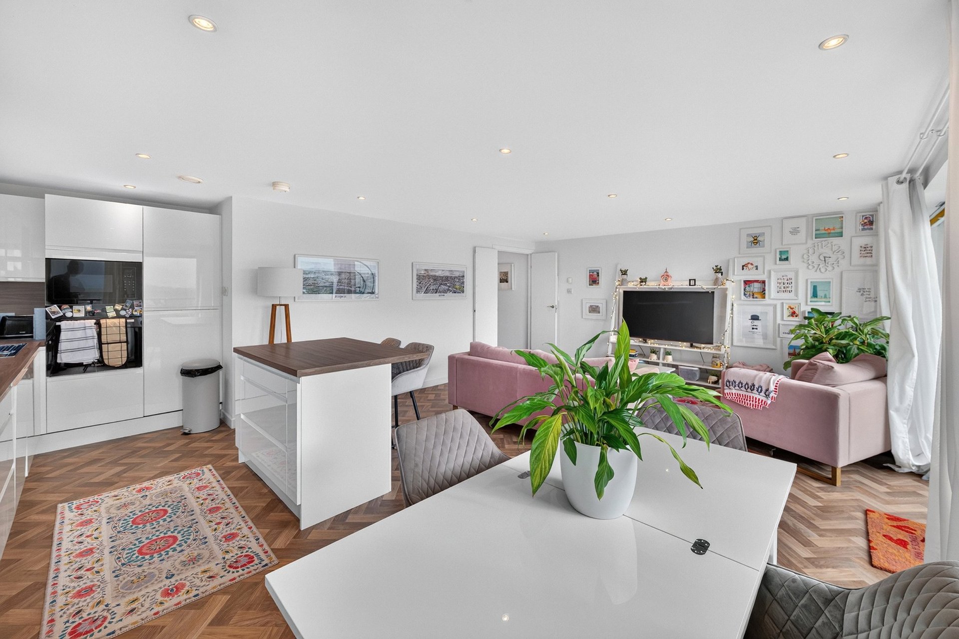 Flat 9/3, 82 Templeton Street, Glasgow Green, Glasgow, G40 1EE - Picture #17