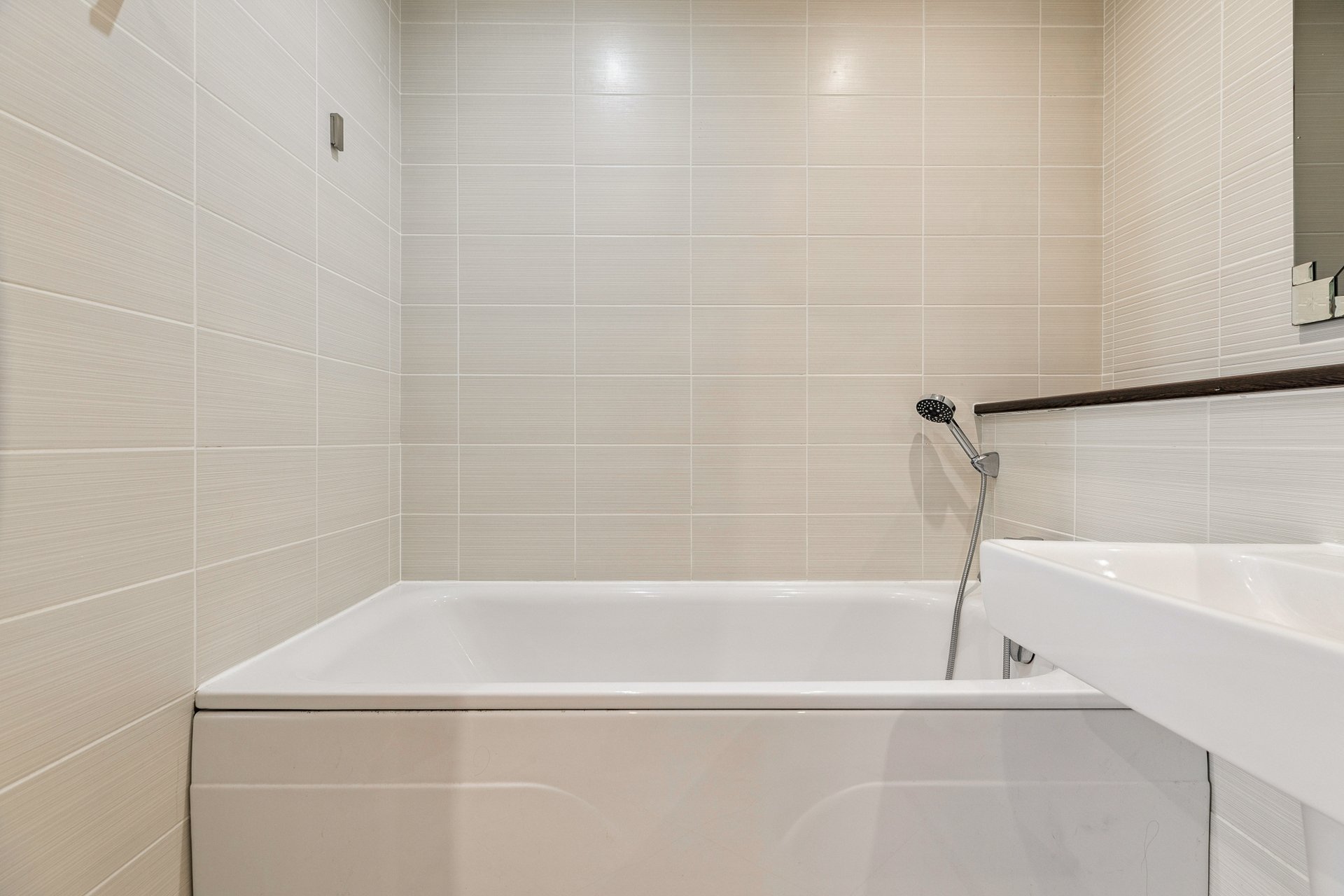 Flat 6/4, 21 Oswald Street, City Centre, Glasgow, G1 4PE - Picture #17