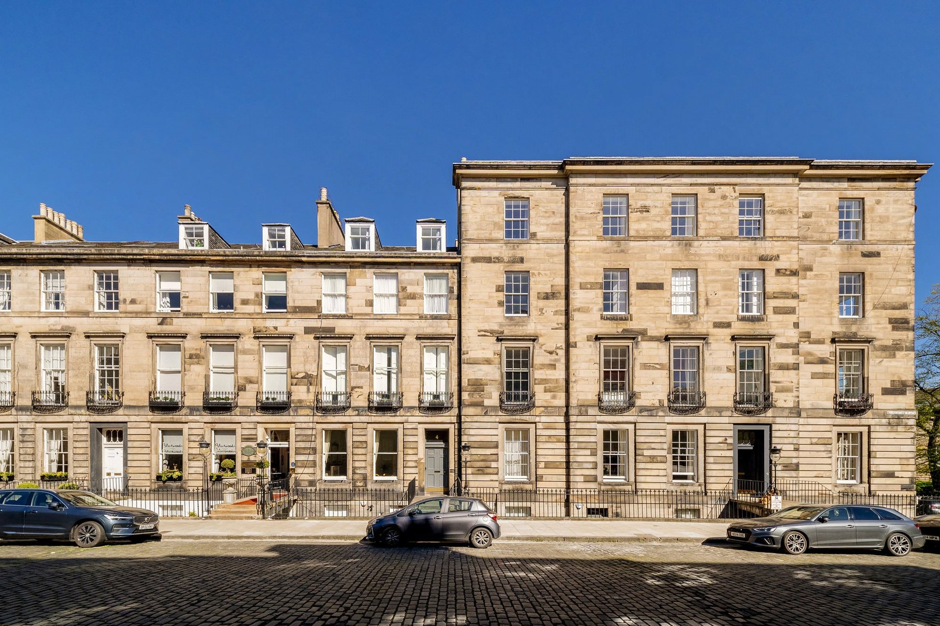 Flat 4, 4 Gloucester Place, New Town, Edinburgh, EH3 6EF - Picture #1