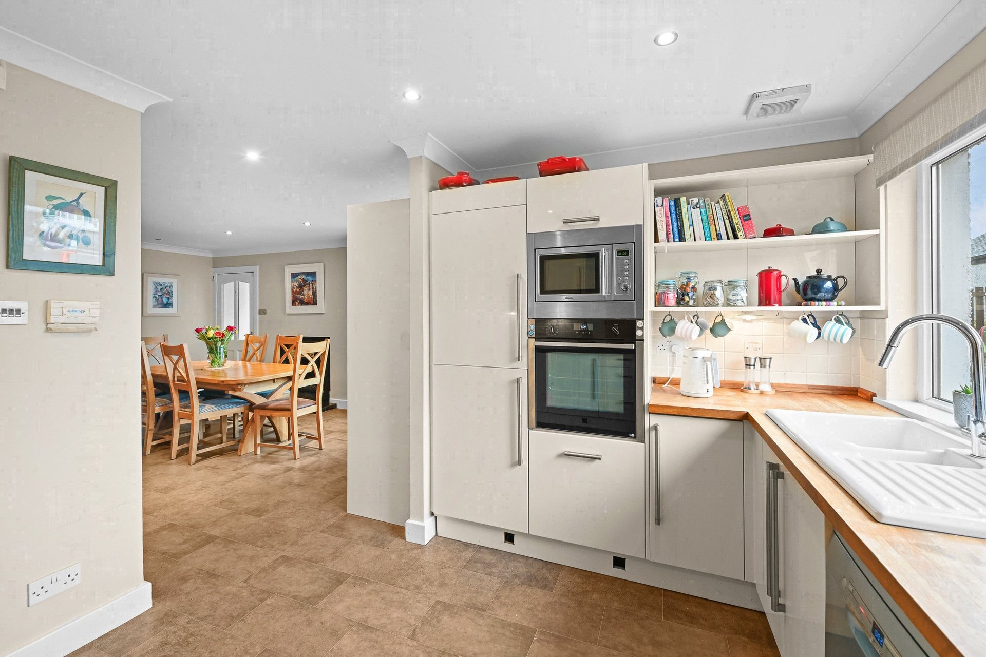 12 Southcroft Road, Biggar, South Lanarkshire, ML12 6AJ - Picture #9