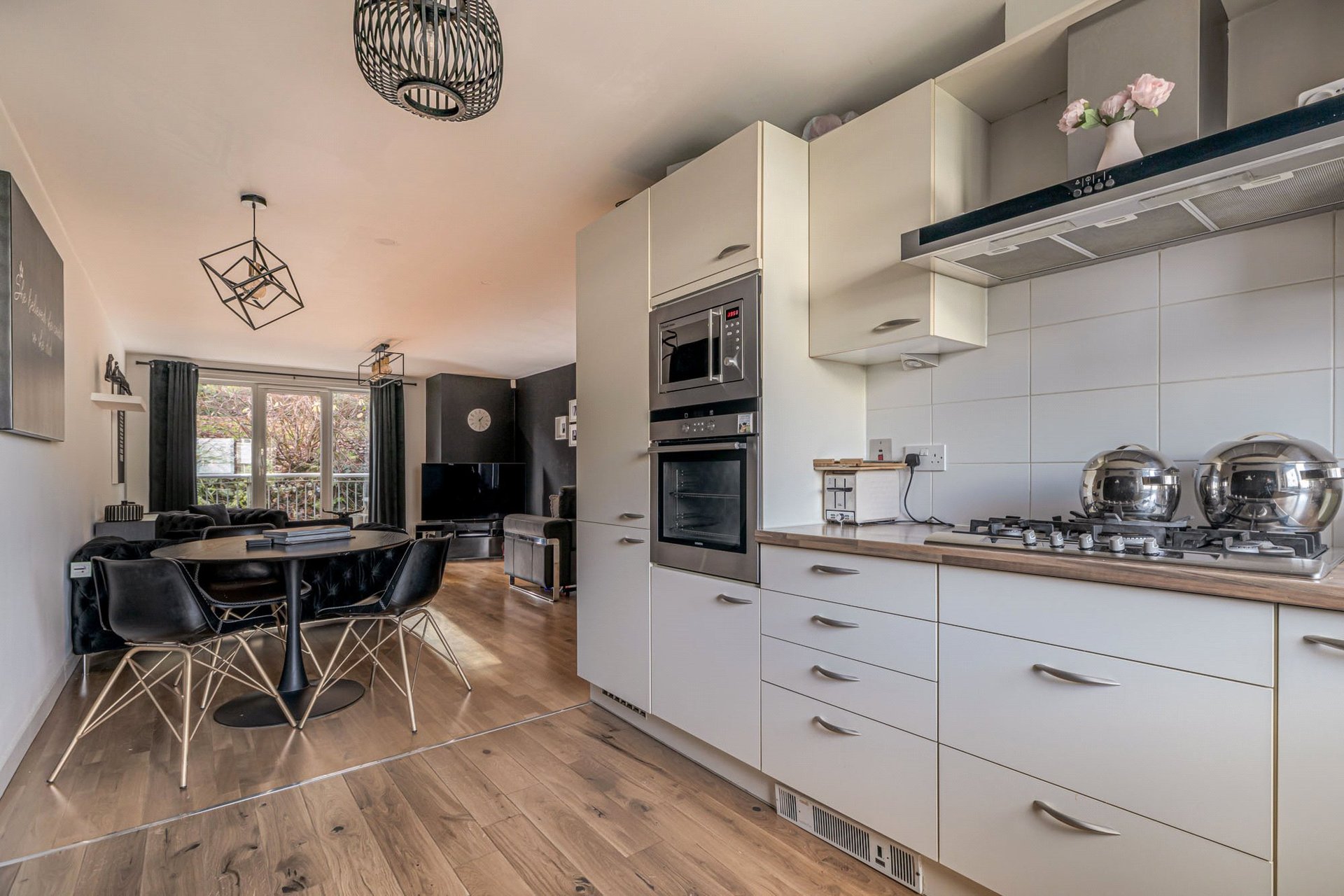 11 Cairnhill View, Bearsden, G61 1RR - Picture #9