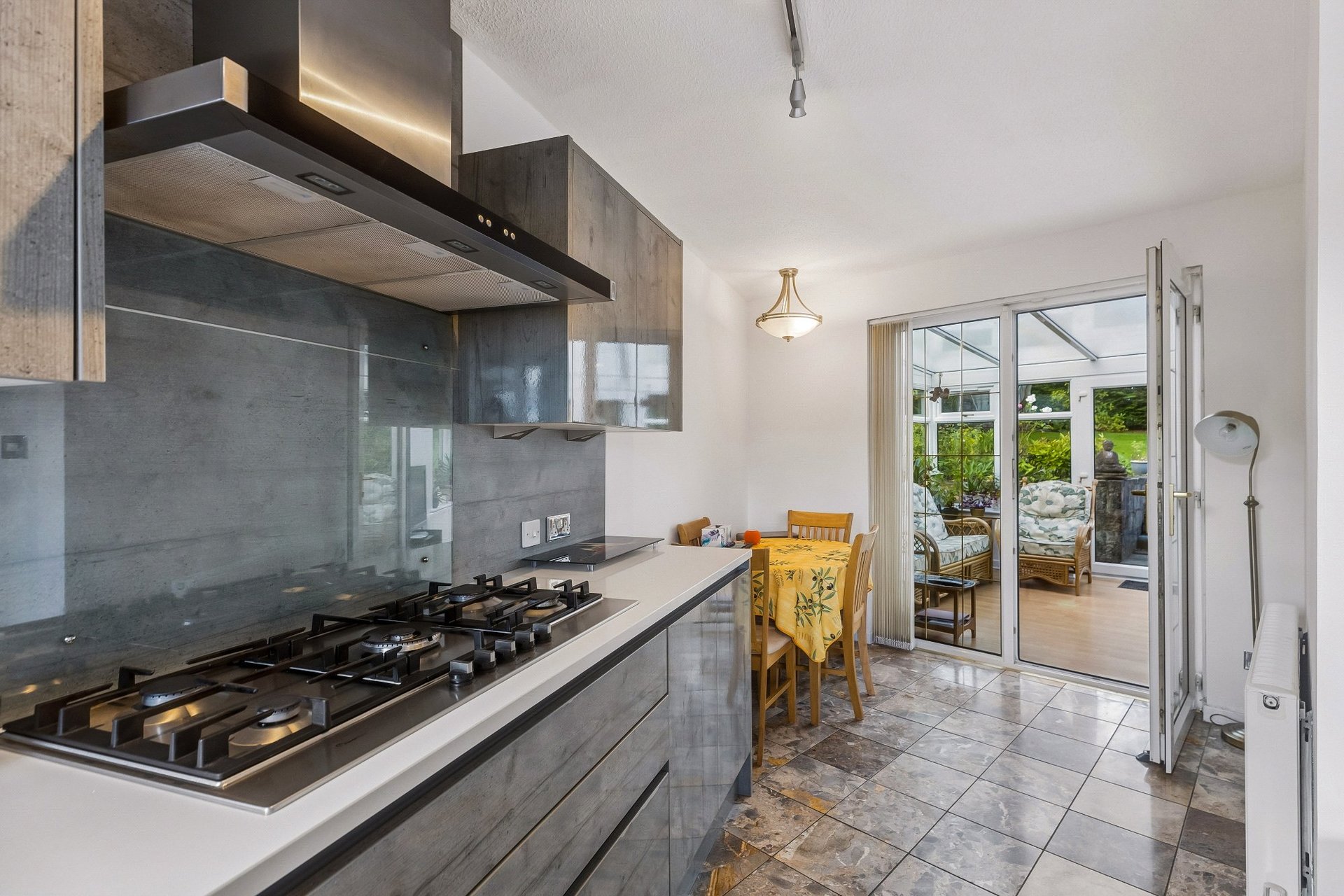 16 Glenfarg Crescent, Bearsden, G61 2AN - Picture #12