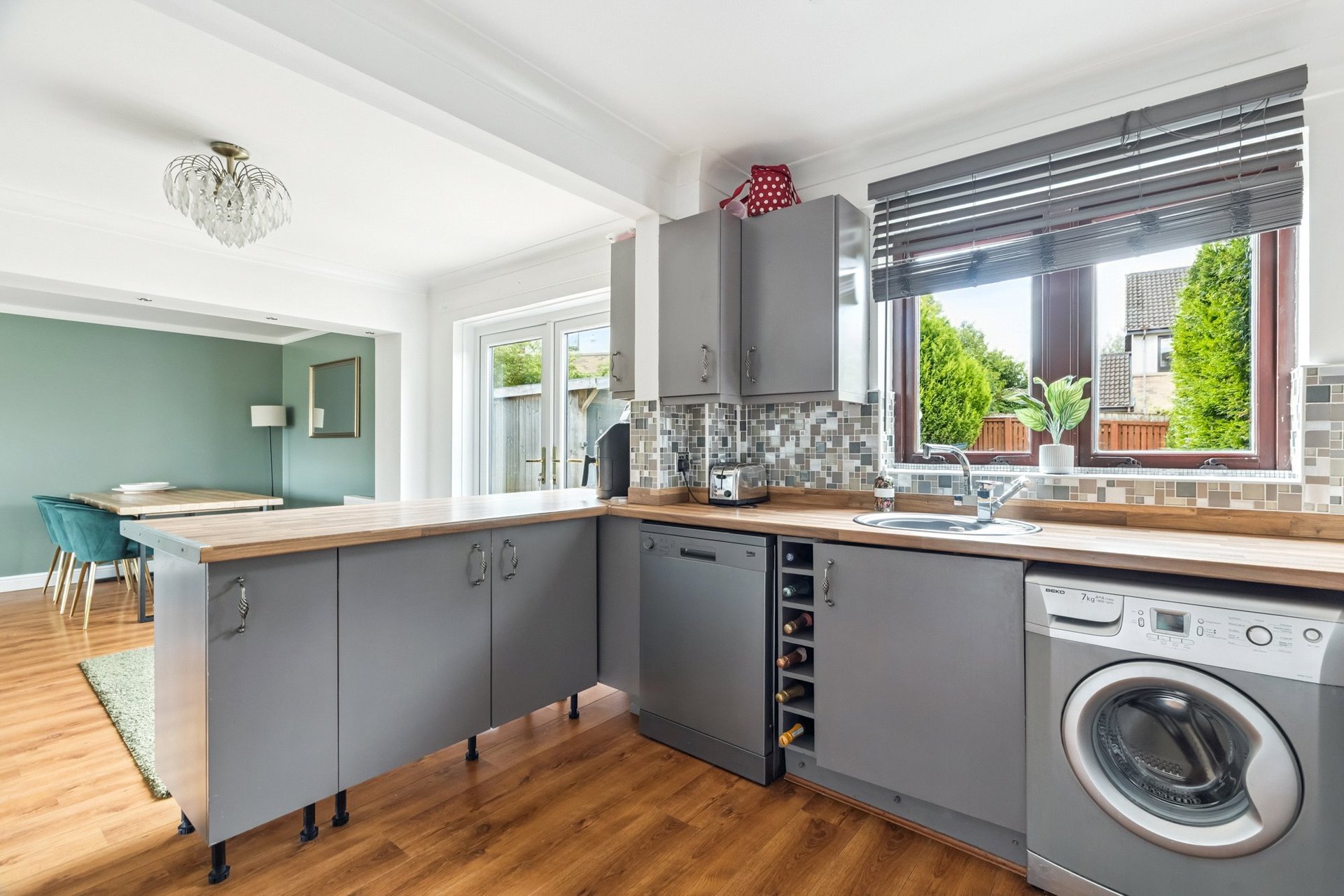 10 Crathie Place, Newton Mearns, Glasgow, East Renfrewshire, G77 5UG - Picture #11