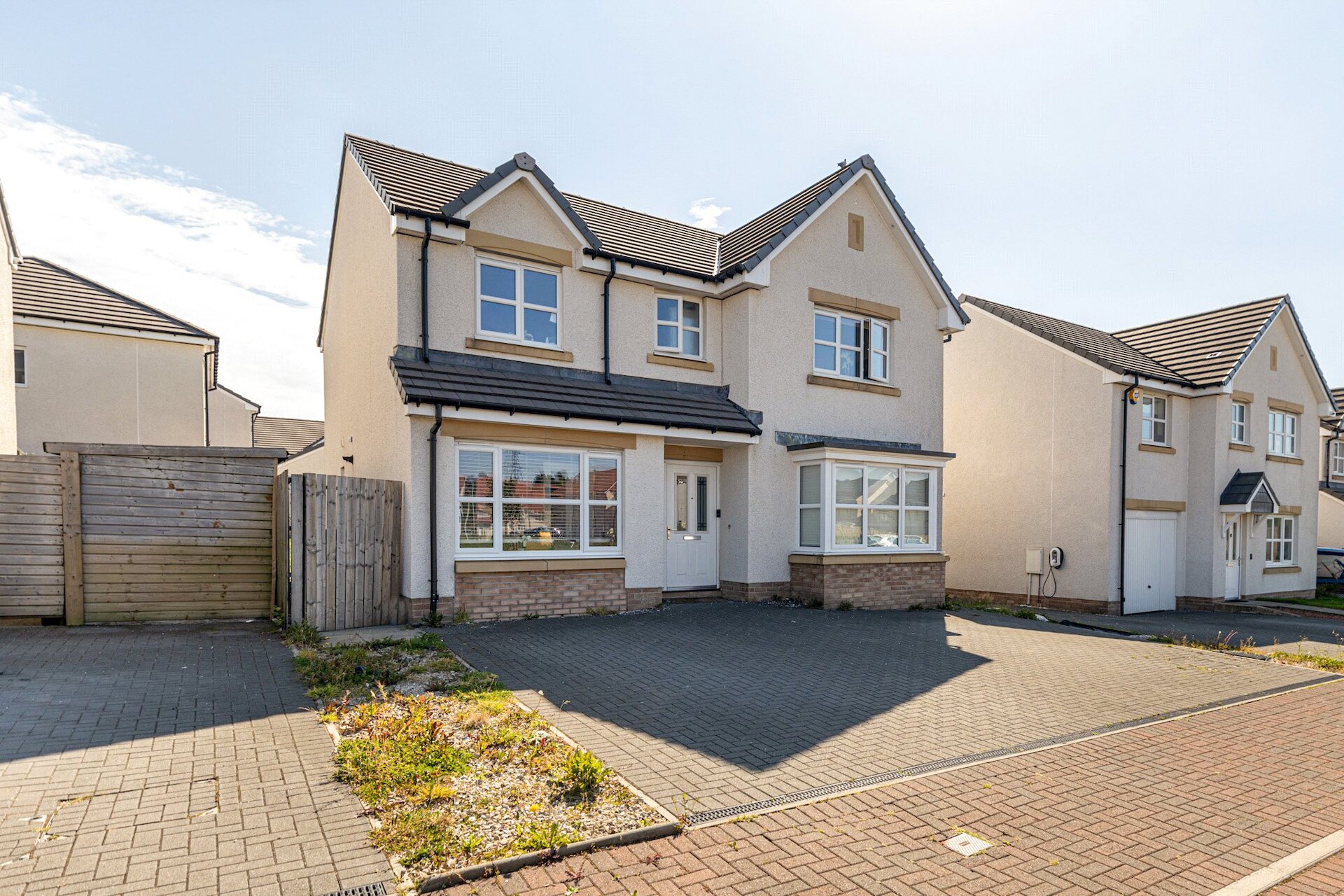 7 Callanish Crescent, Maidenhill, Glasgow, G77 5WT - Picture #1