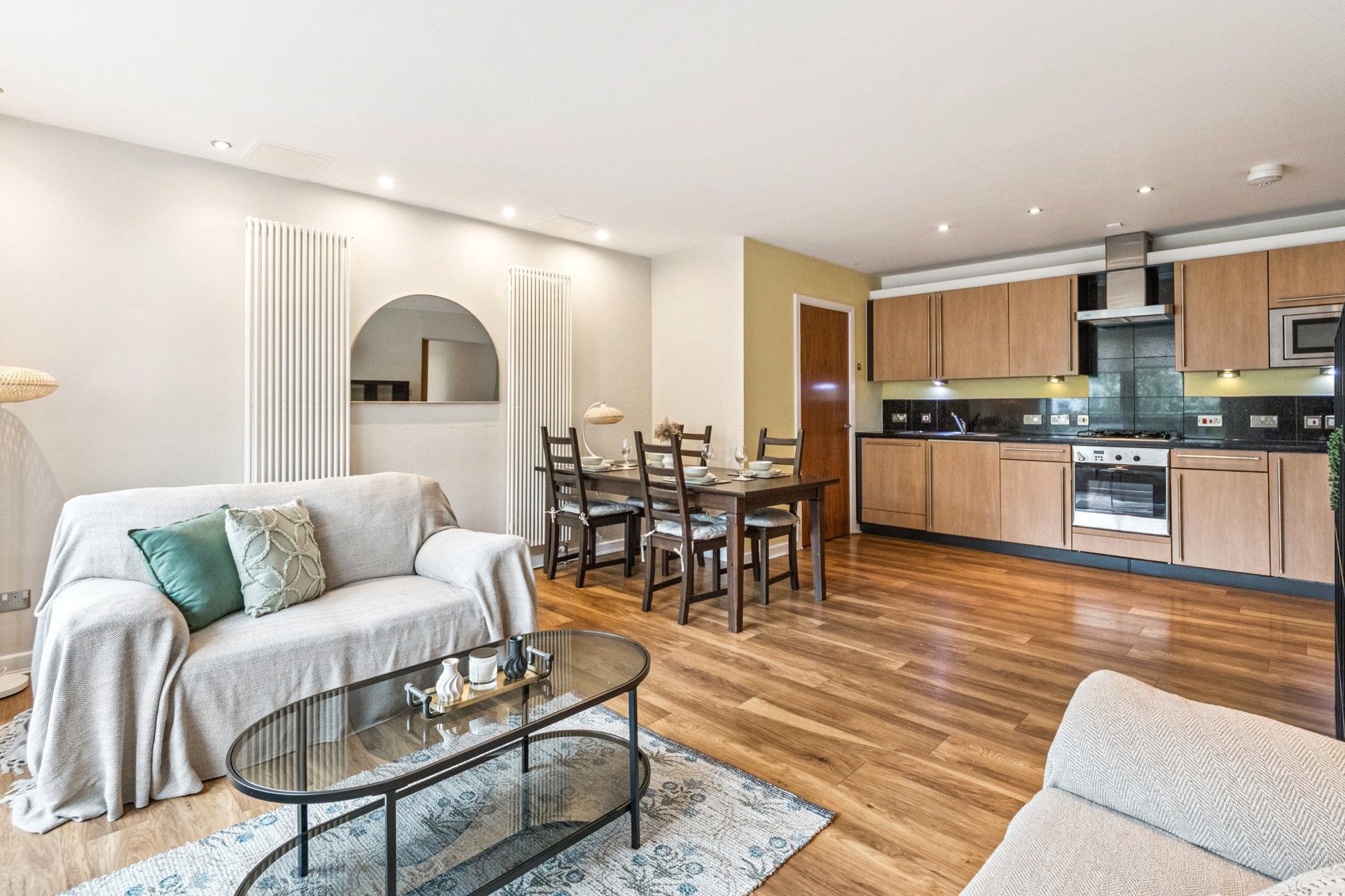 39/4 Gardner's Crescent, Edinburgh, EH3 8DG - Picture #3