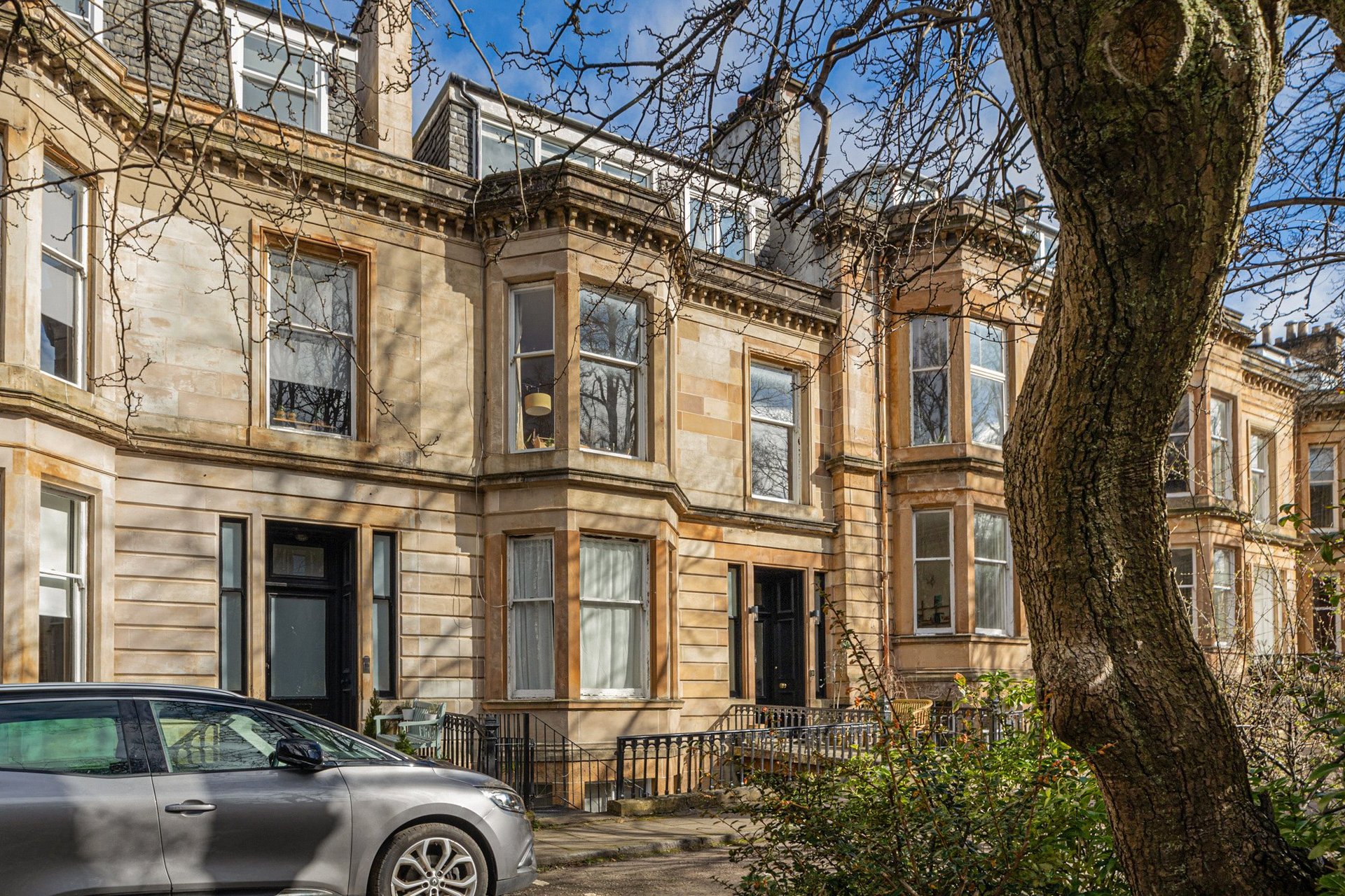 Top Floor, 9 Rosslyn Terrace, Dowanhill, Glasgow, G12 9NA - Picture #2