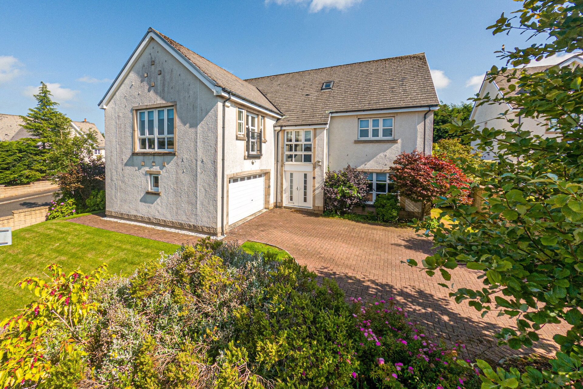 1 Caol Court, Thorntonhall, Glasgow, South Lanarkshire, G74 5DB - Picture #1