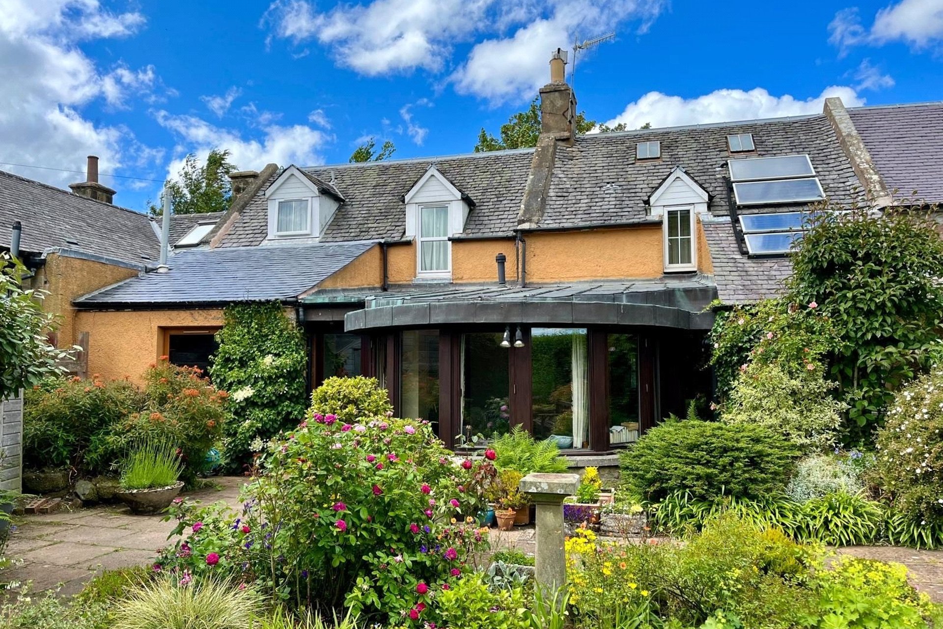 21 Biggar Road, Silverburn, Penicuik, Midlothian, EH26 9LQ - Picture #3