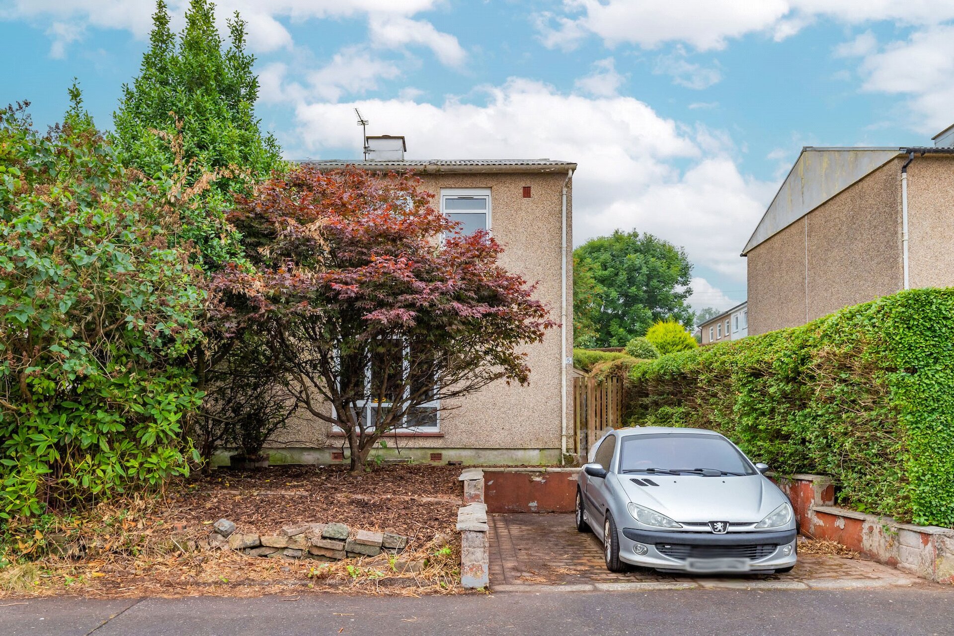 5 Brownmuir Avenue, Eaglesham, Glasgow, East Renfrewshire, G76 0AH - Picture #1