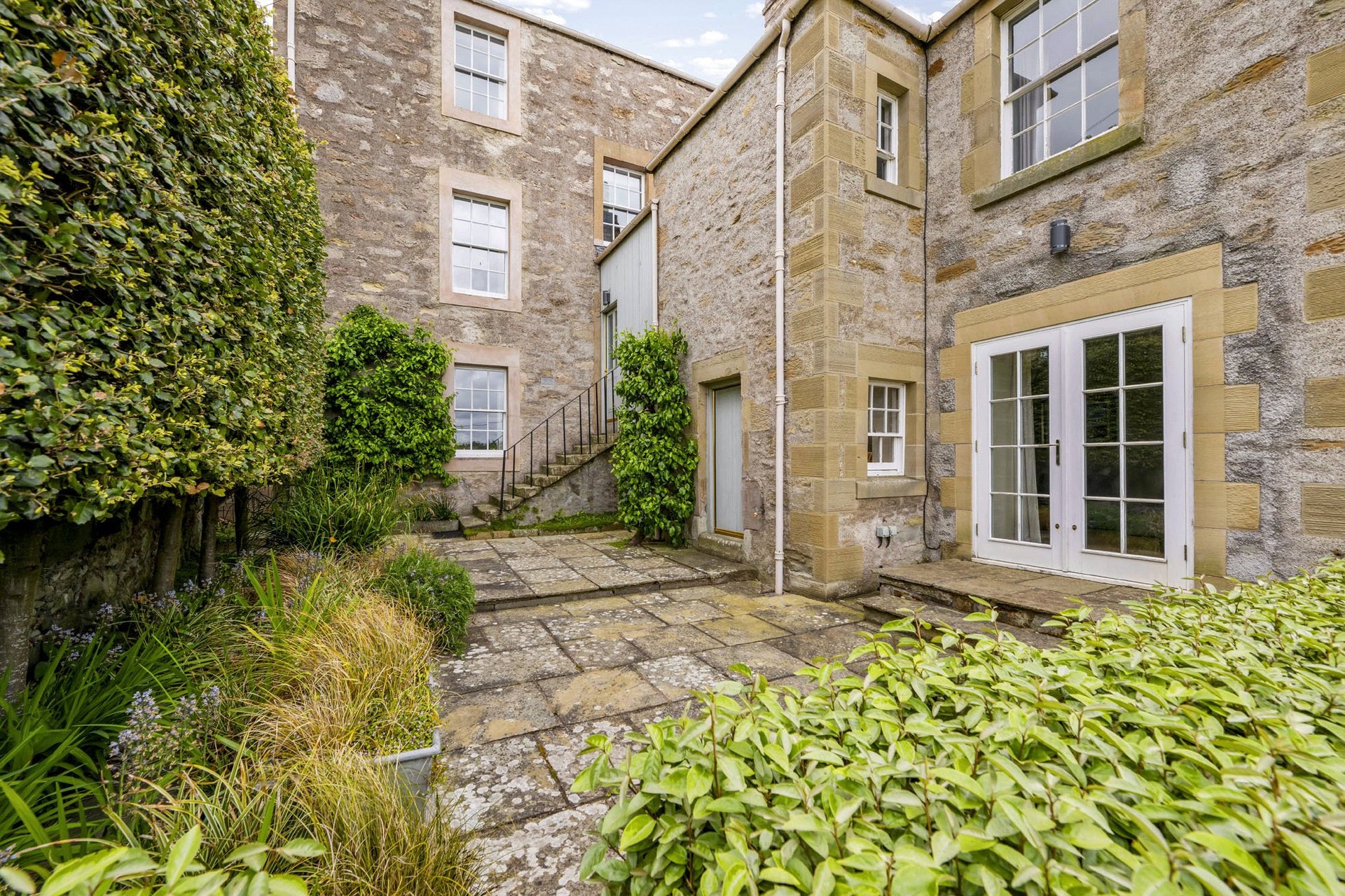 Dispensary House, 106 Roxburgh Street, Kelso, Scottish Borders, TD5 7DY - Picture #25