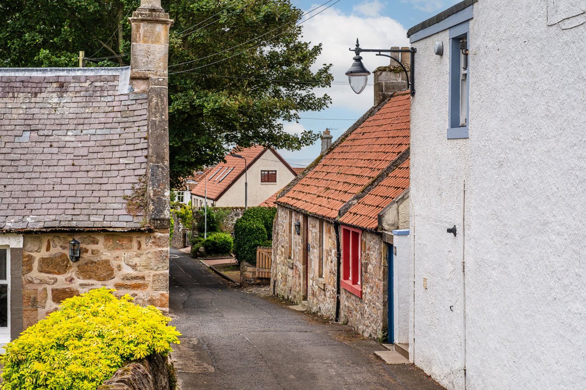 1 Kirk Wynd, Crail, Anstruther, Fife, KY10 3TW - Picture #2