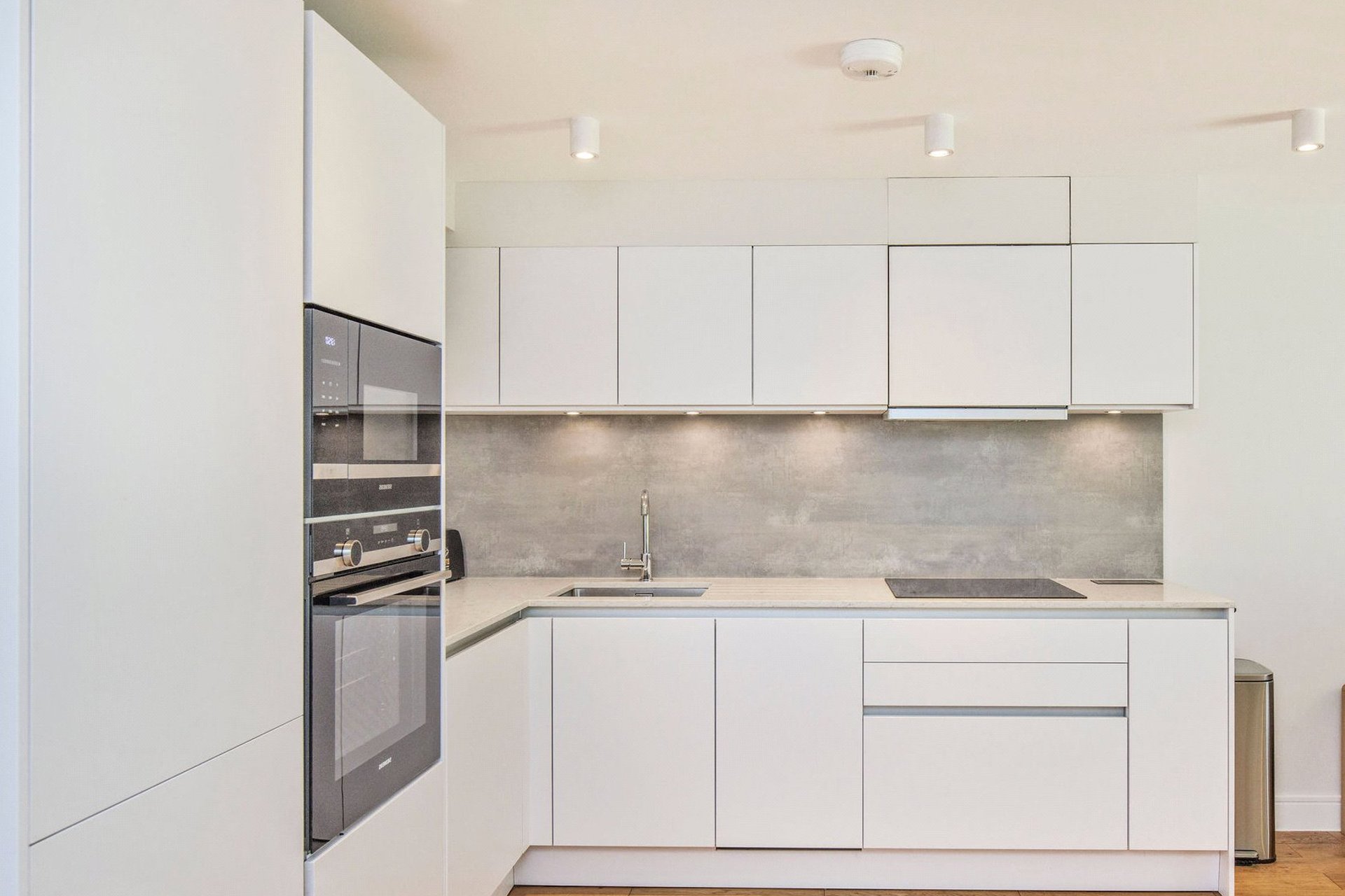 Flat 2, 3 South Gayfield Lane, Edinburgh, Midlothian, EH1 3NE - Picture #2