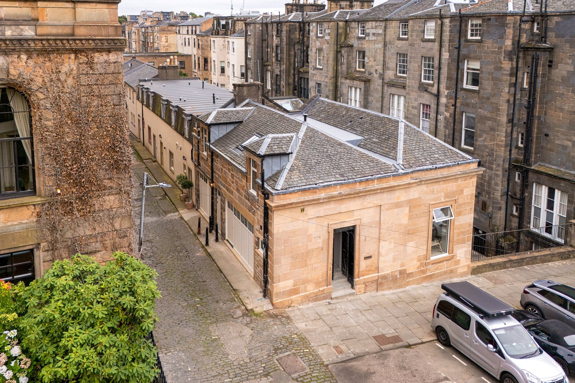 113 Woodside Terrace Lane, Park, Glasgow, G3 7XP - Picture #2