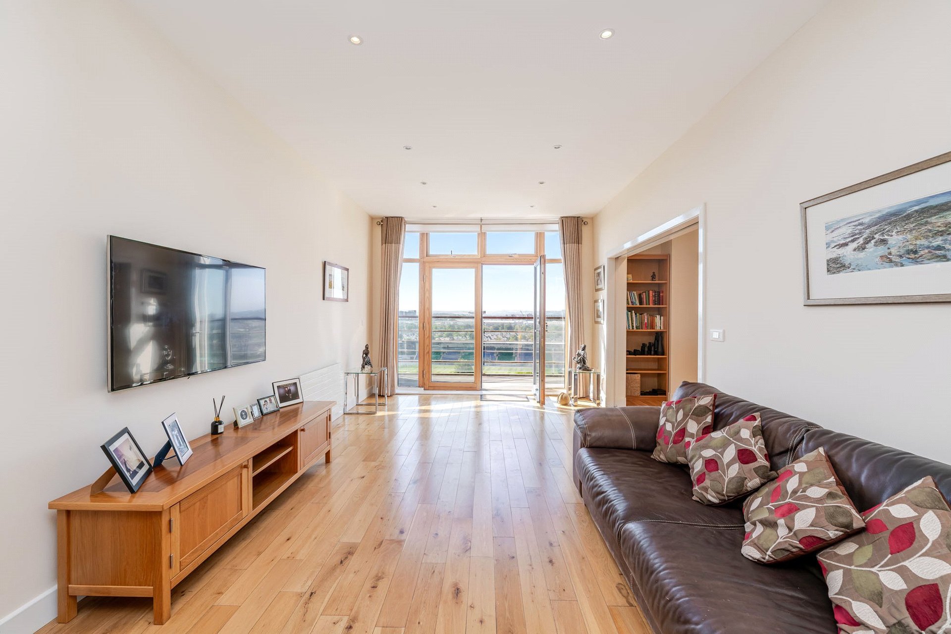 2/4, 60 Southbrae Gardens, Jordanhill, Glasgow, G13 1UB - Picture #3