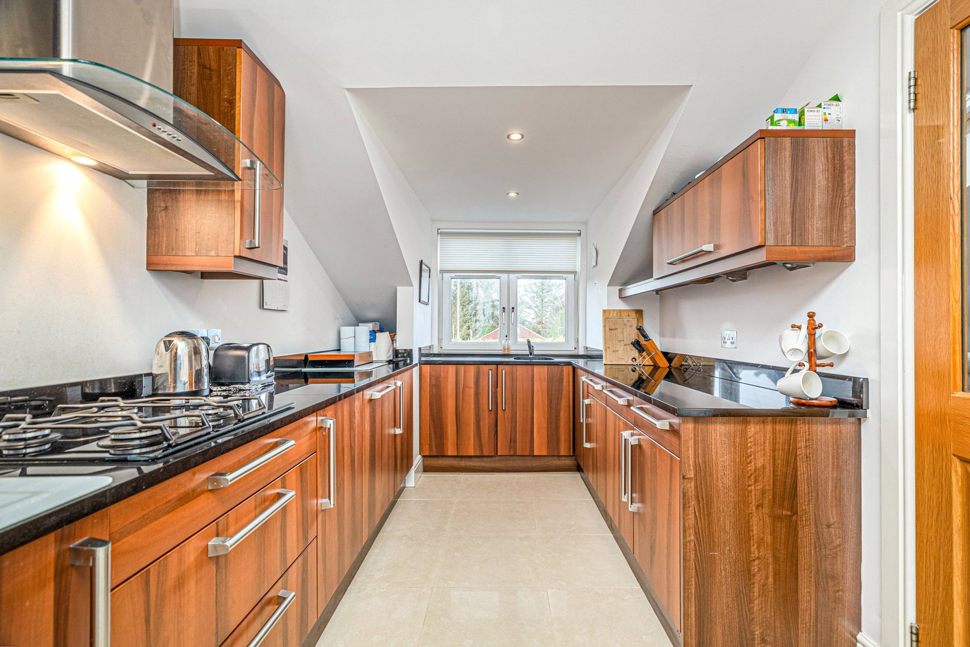 1/1 Dunrobin Gate, 91 Ayr Road, Newton Mearns, Glasgow, East Renfrewshire, G77 6QR - Picture #16