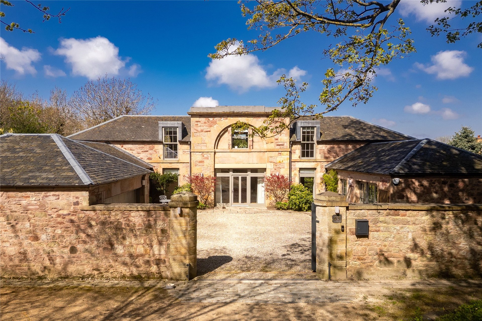 Comiston Stables, 63 Camus Avenue, Buckstone, Edinburgh, EH10 6QY - Picture #1