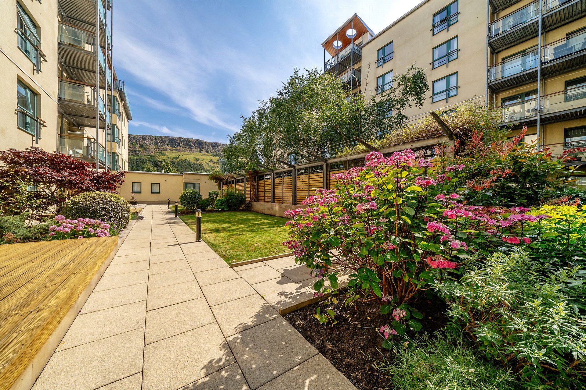 Flat 27 - The Park, 89 Holyrood Road, Holyrood, Edinburgh, EH8 8BA - Picture #21