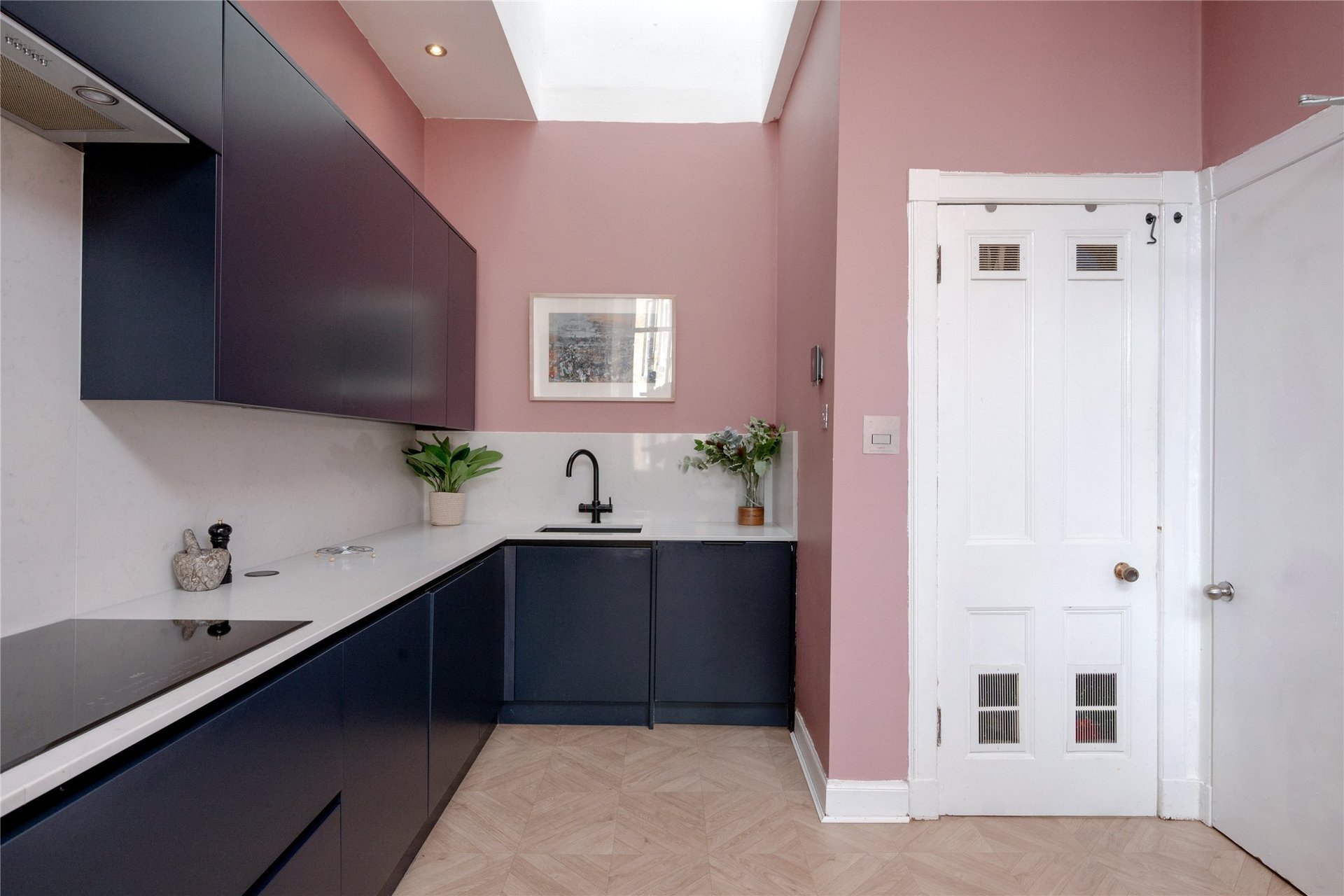 3F1, 35 Comely Bank Road, Edinburgh, EH4 1DS - Picture #8
