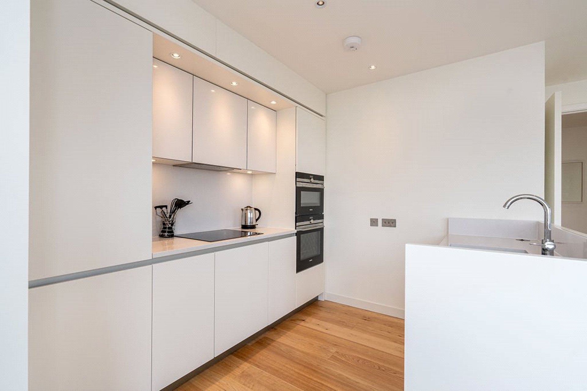 Flat 38, 3 Simpson Loan, Quartermile, Edinburgh, EH3 9GZ - Picture #12