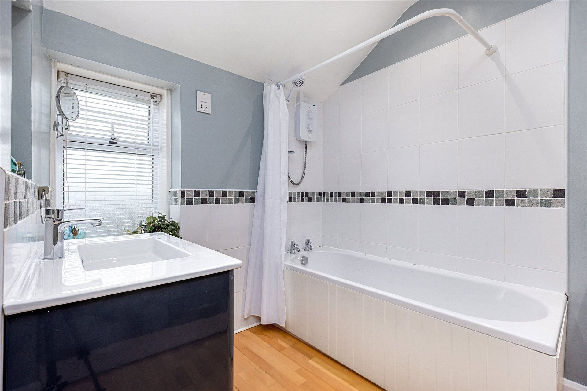 27 South Erskine Park, Bearsden, G61 4NA - Picture #32