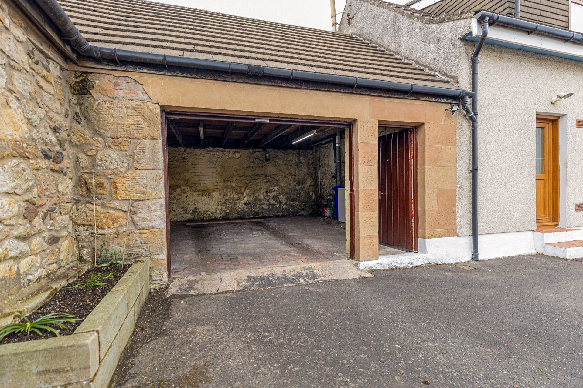Peathill Farm, Lindsaybeg Road, Chryston, Glasgow, G69 9HT - Picture #19