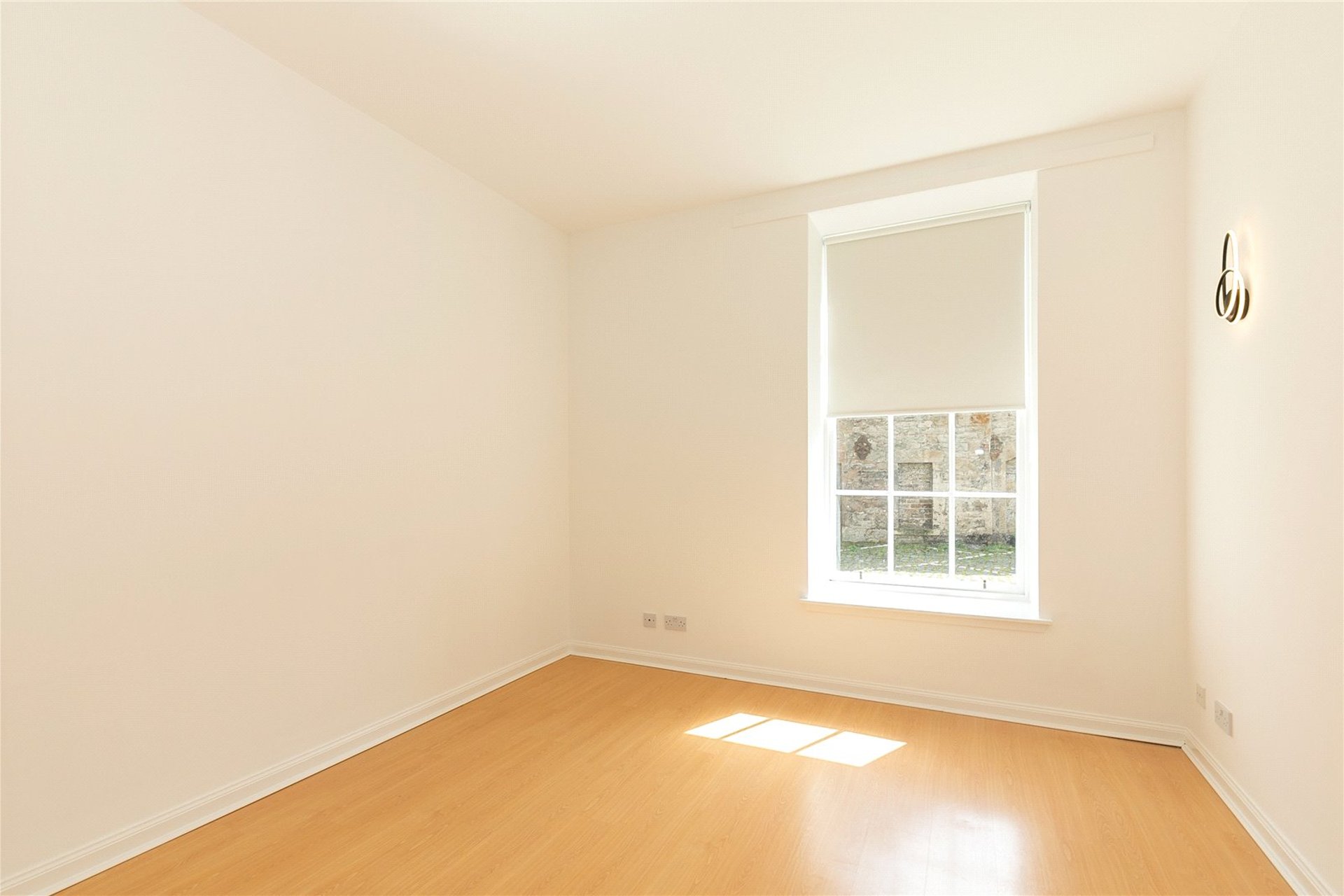 91/1 Constitution Street, Edinburgh, EH6 7AE - Picture #8