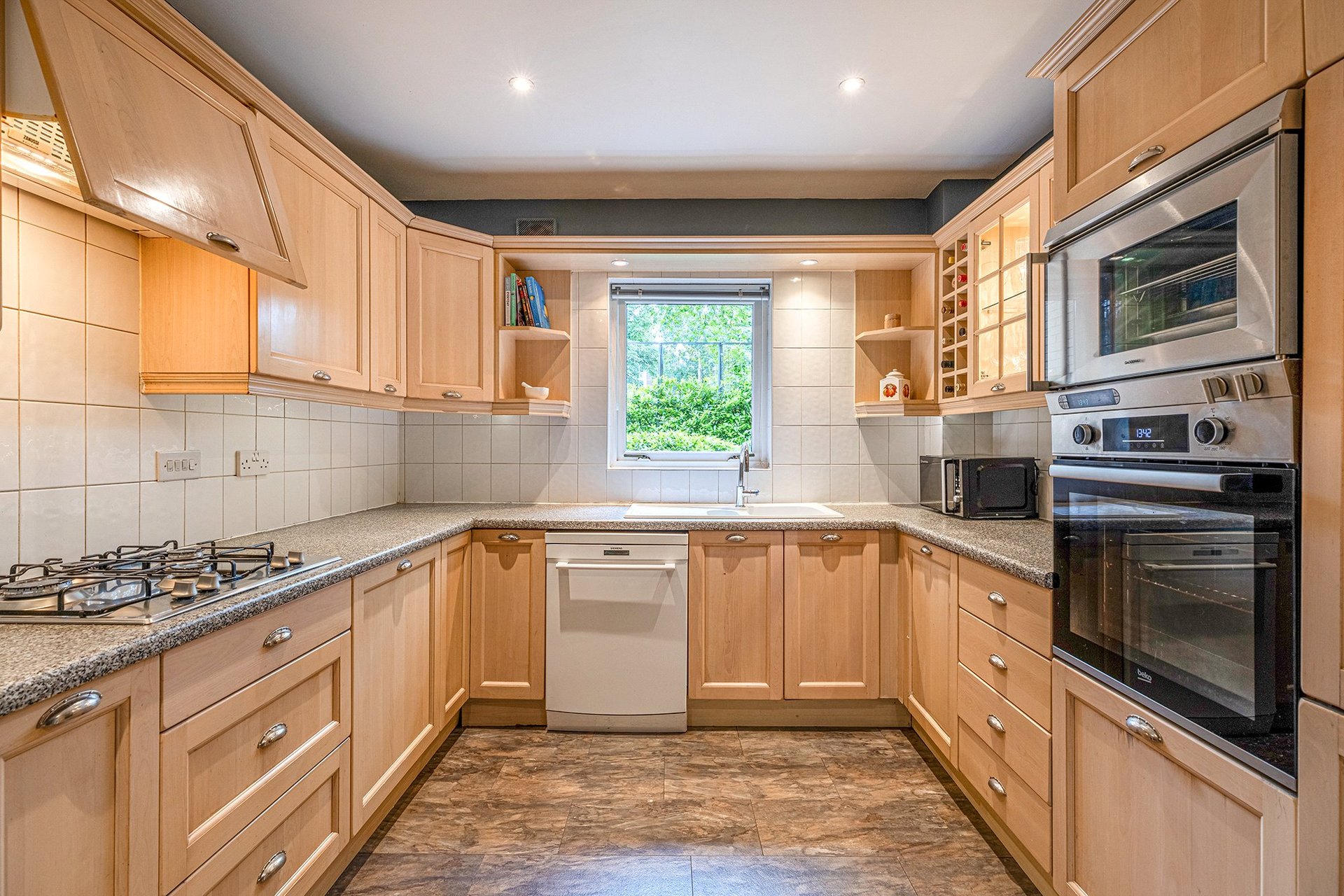 Flat A, Regent Court, 15 Hughenden Lane, Hyndland, Glasgow, G12 9XU - Picture #10